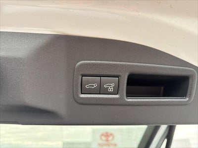 2025 Toyota bZ4X XLE