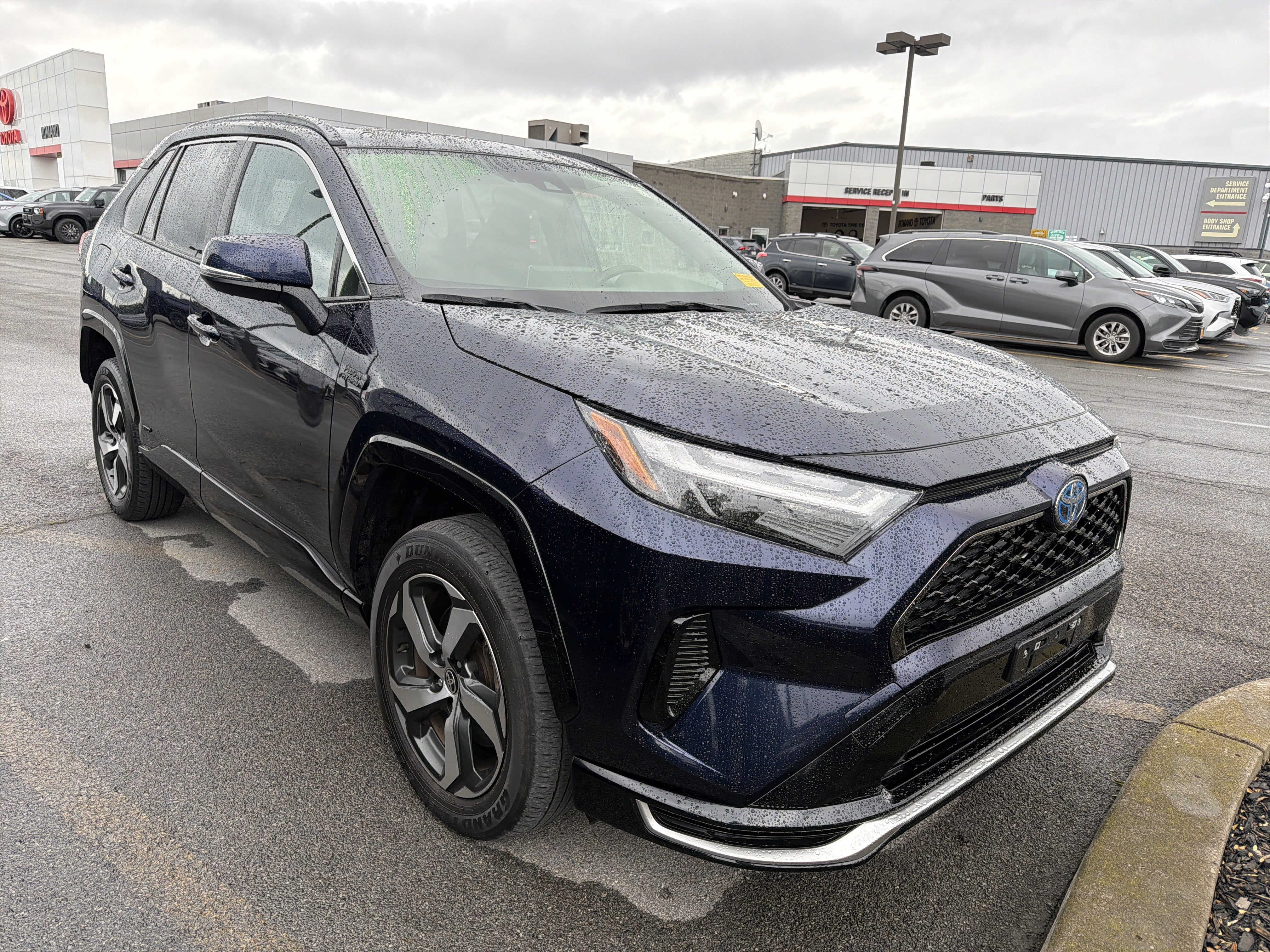 2023 Toyota RAV4 Prime SE