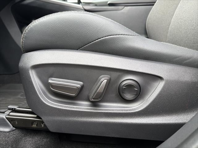 2025 Toyota bZ4X XLE