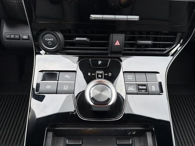 2025 Toyota bZ4X XLE