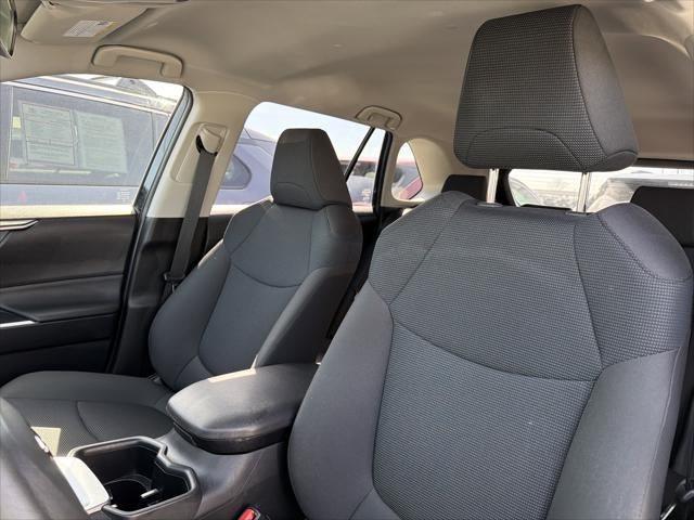 2023 Toyota RAV4 Hybrid LE