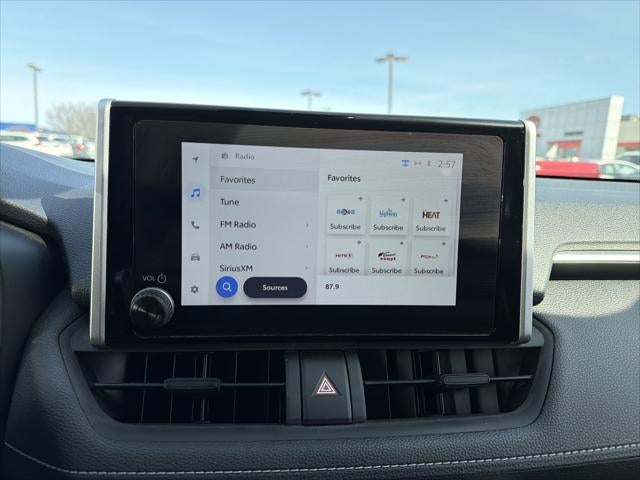 2023 Toyota RAV4 Hybrid LE