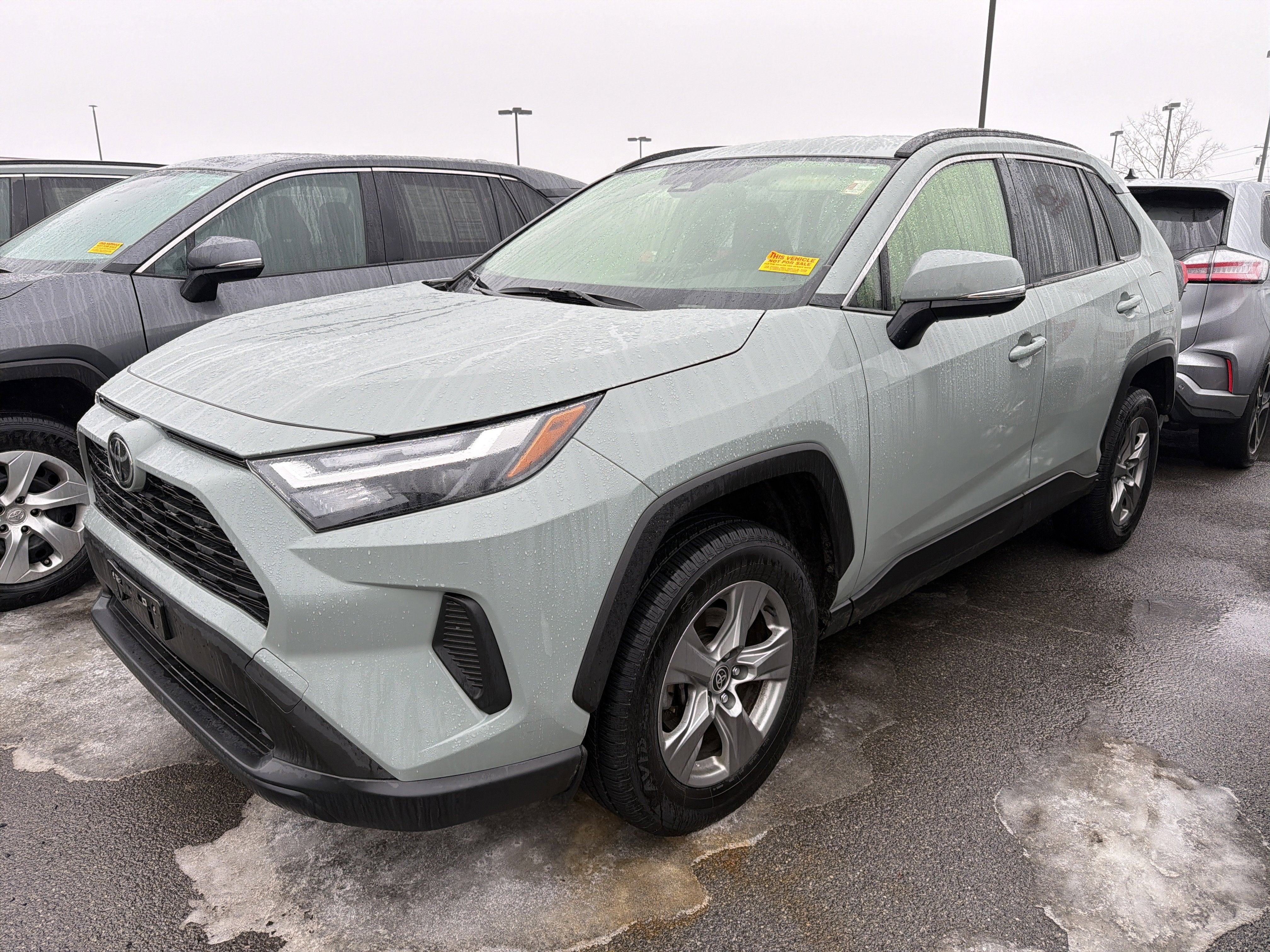 2023 Toyota RAV4 XLE