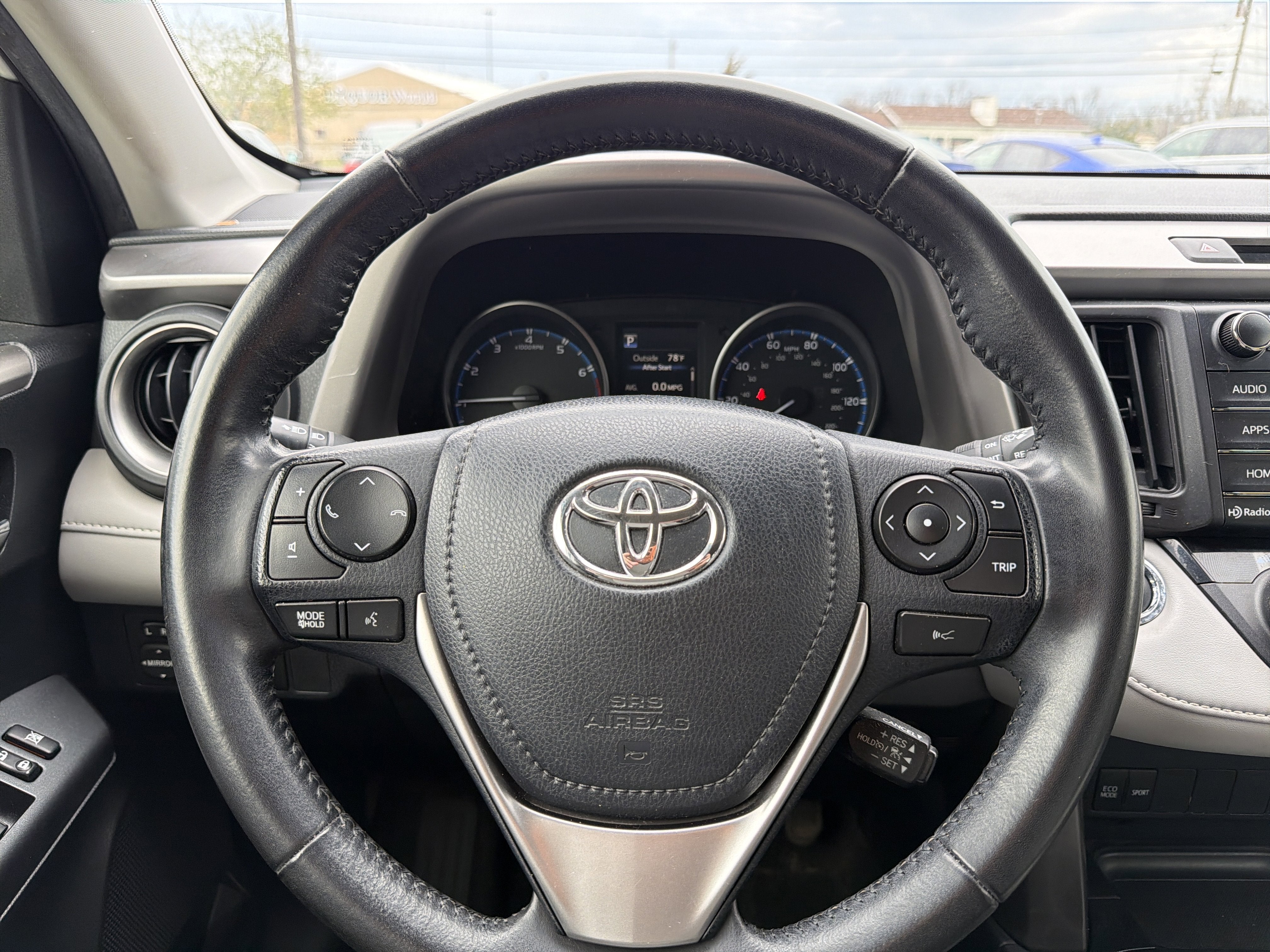 2018 Toyota RAV4 XLE