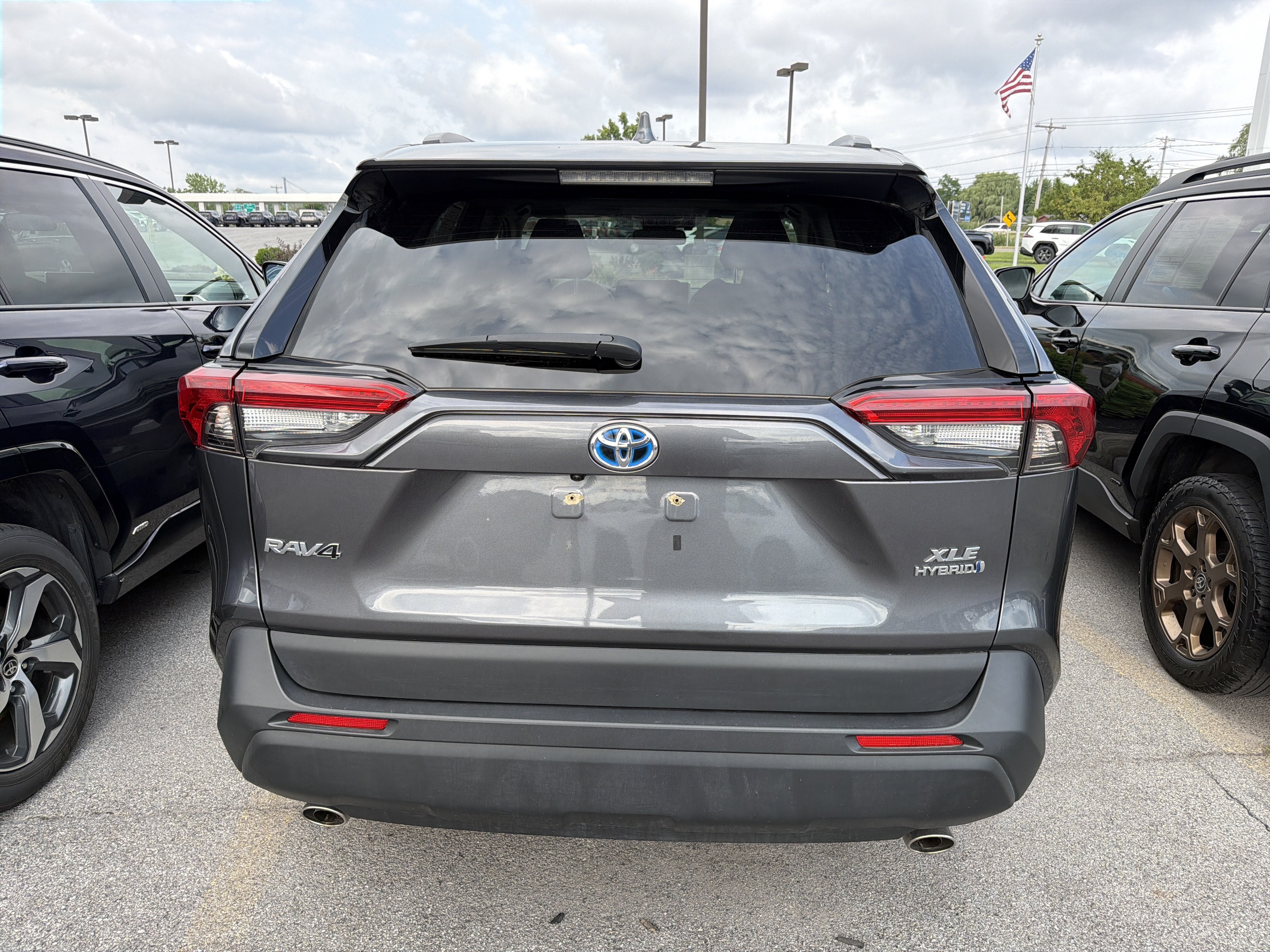 2023 Toyota RAV4 Hybrid XLE
