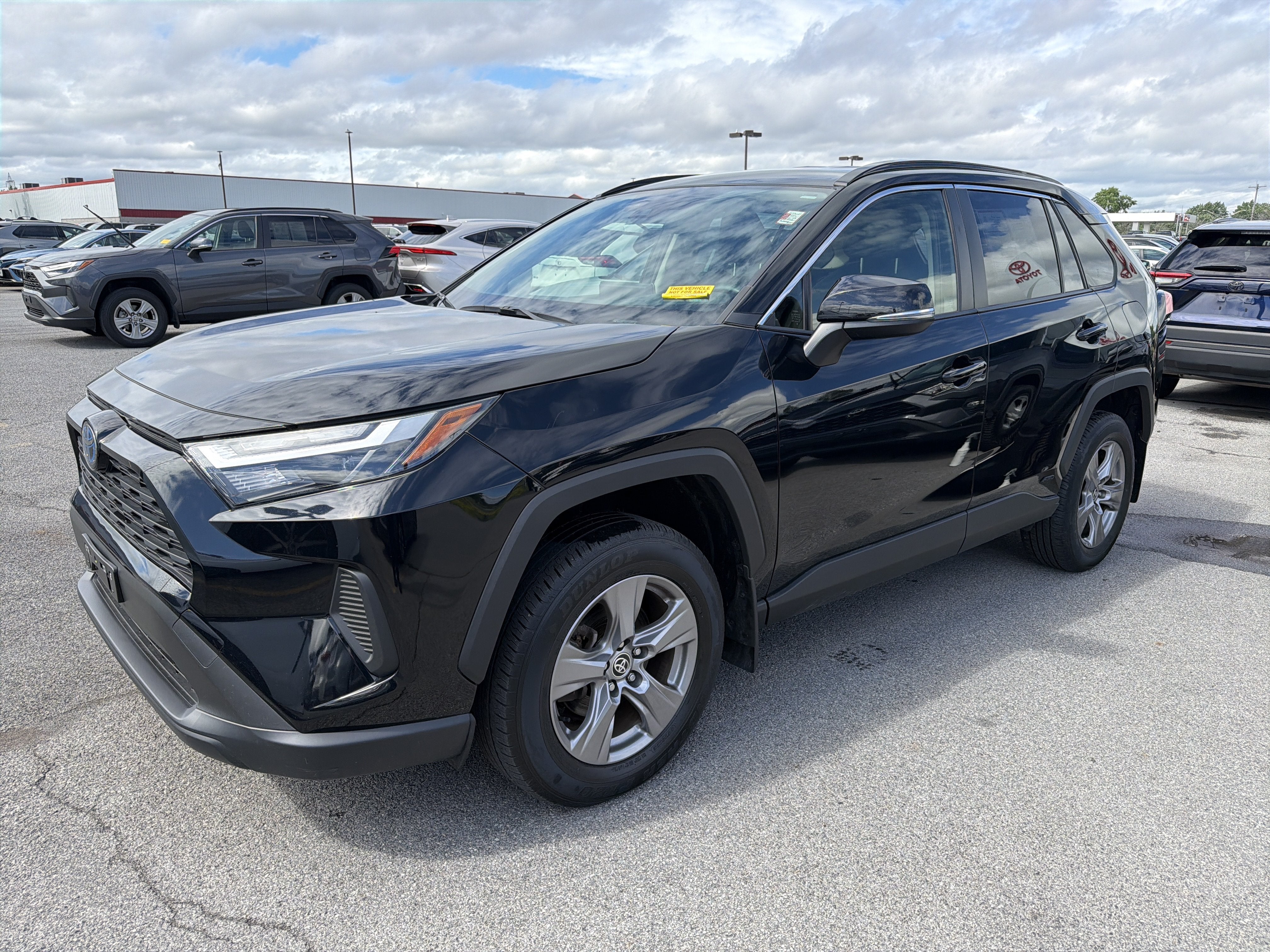 2023 Toyota RAV4 Hybrid XLE