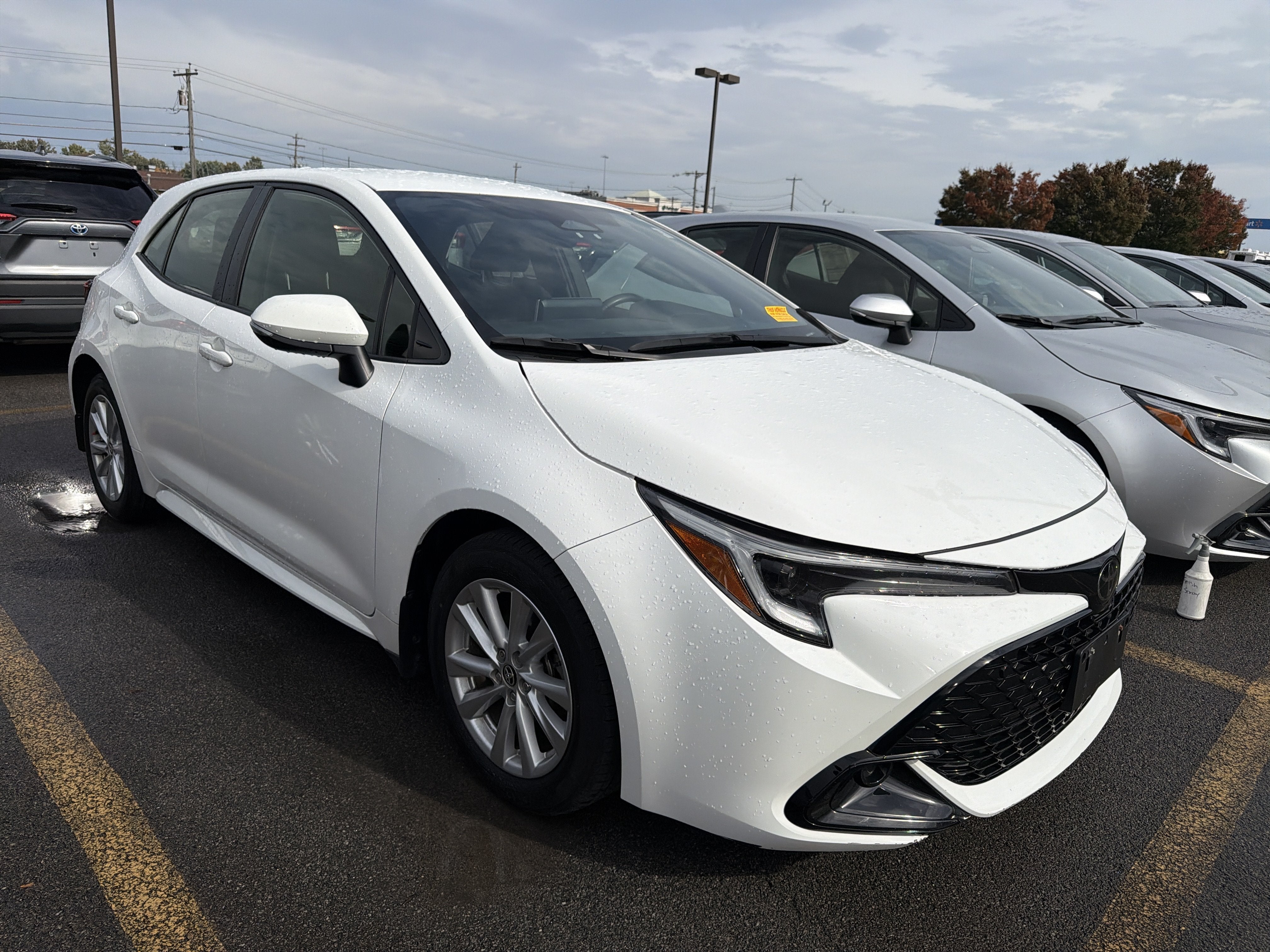 2024 Toyota Corolla Hatchback SE