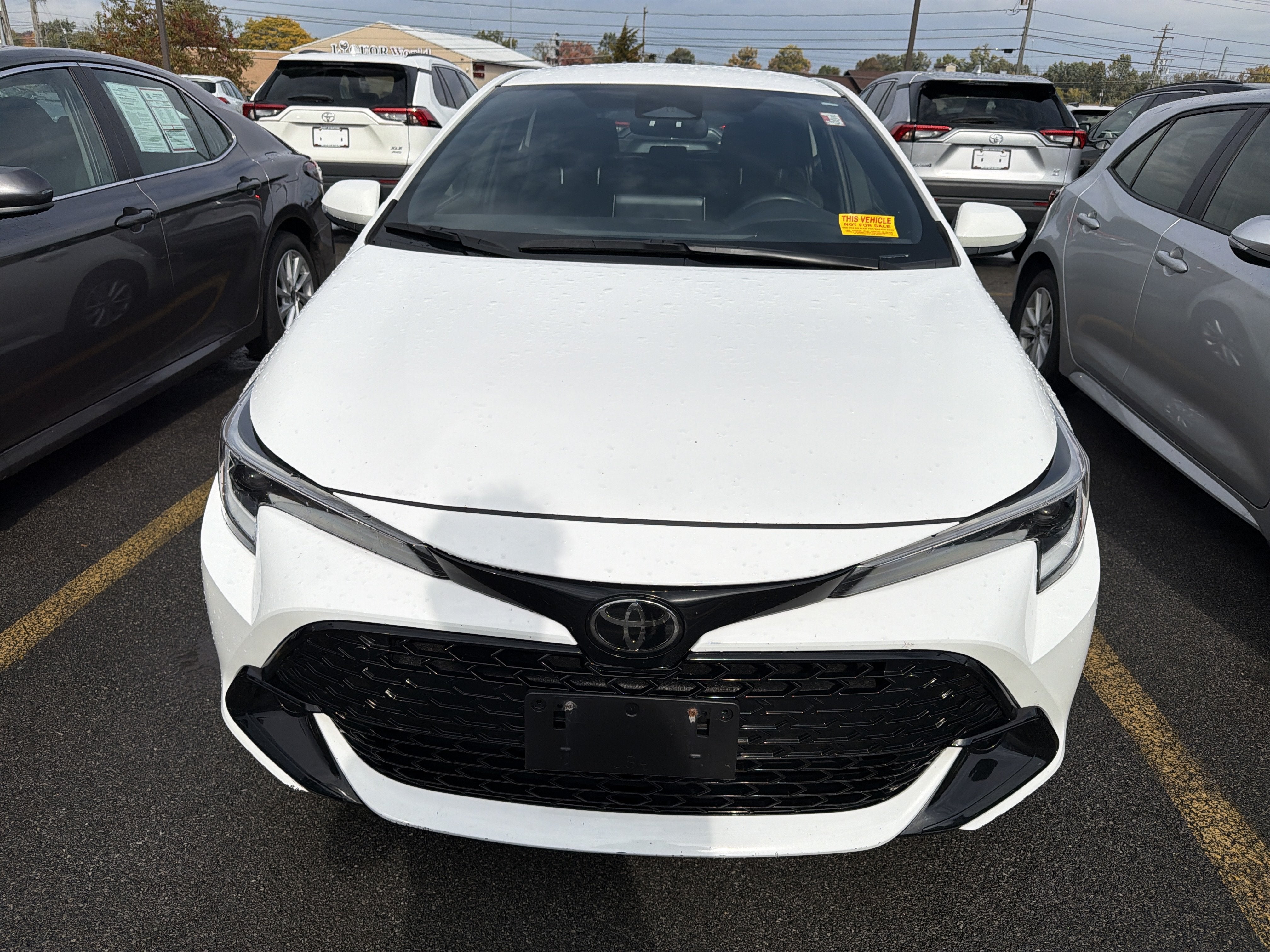 2024 Toyota Corolla Hatchback SE