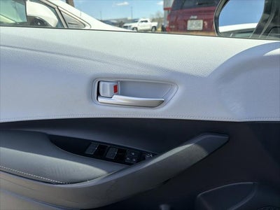 2024 Toyota Corolla Hatchback SE