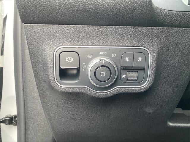 2023 Mercedes-Benz GLB GLB 250