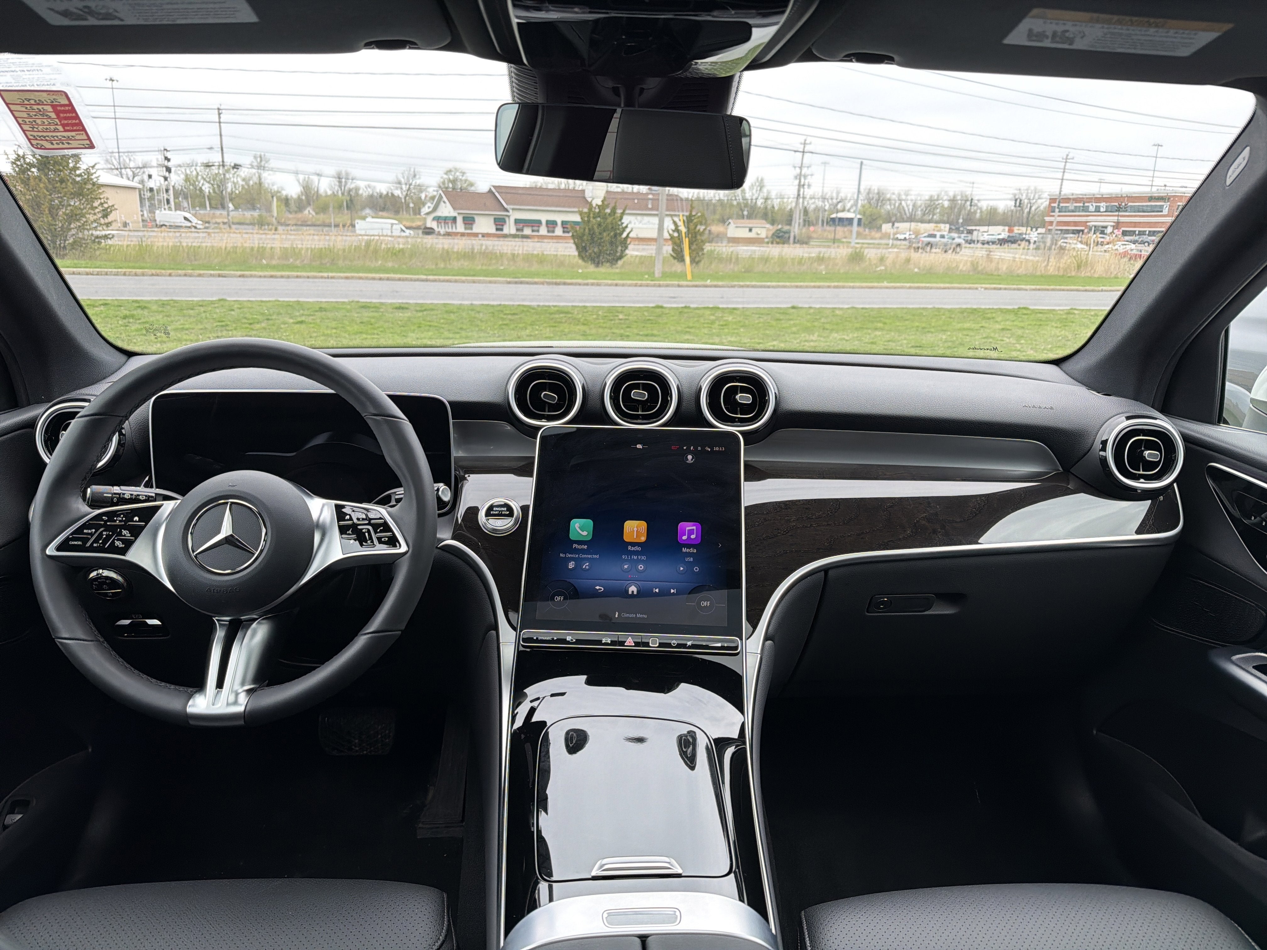 2025 Mercedes-Benz GLC GLC 300