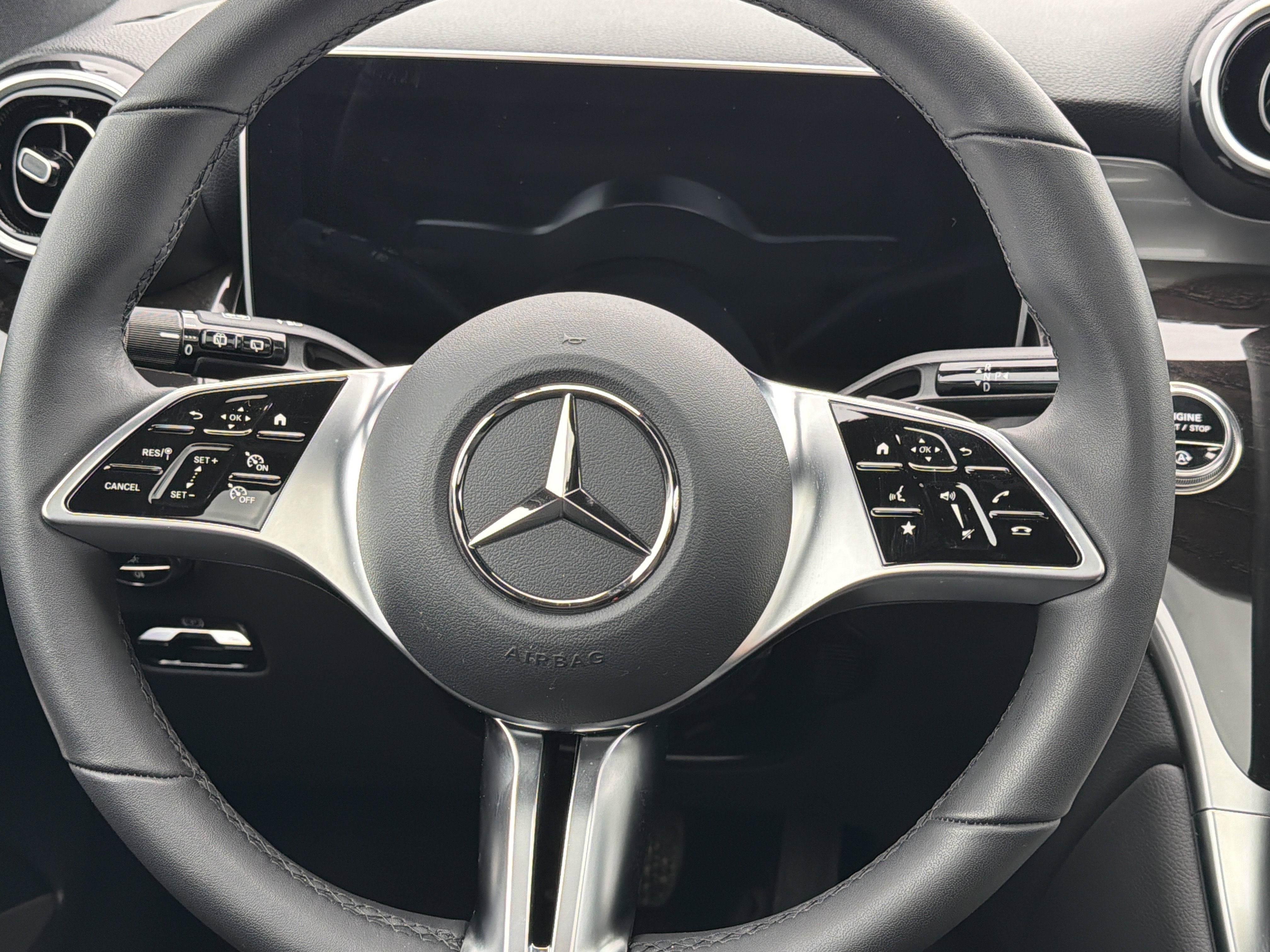 2025 Mercedes-Benz GLC GLC 300