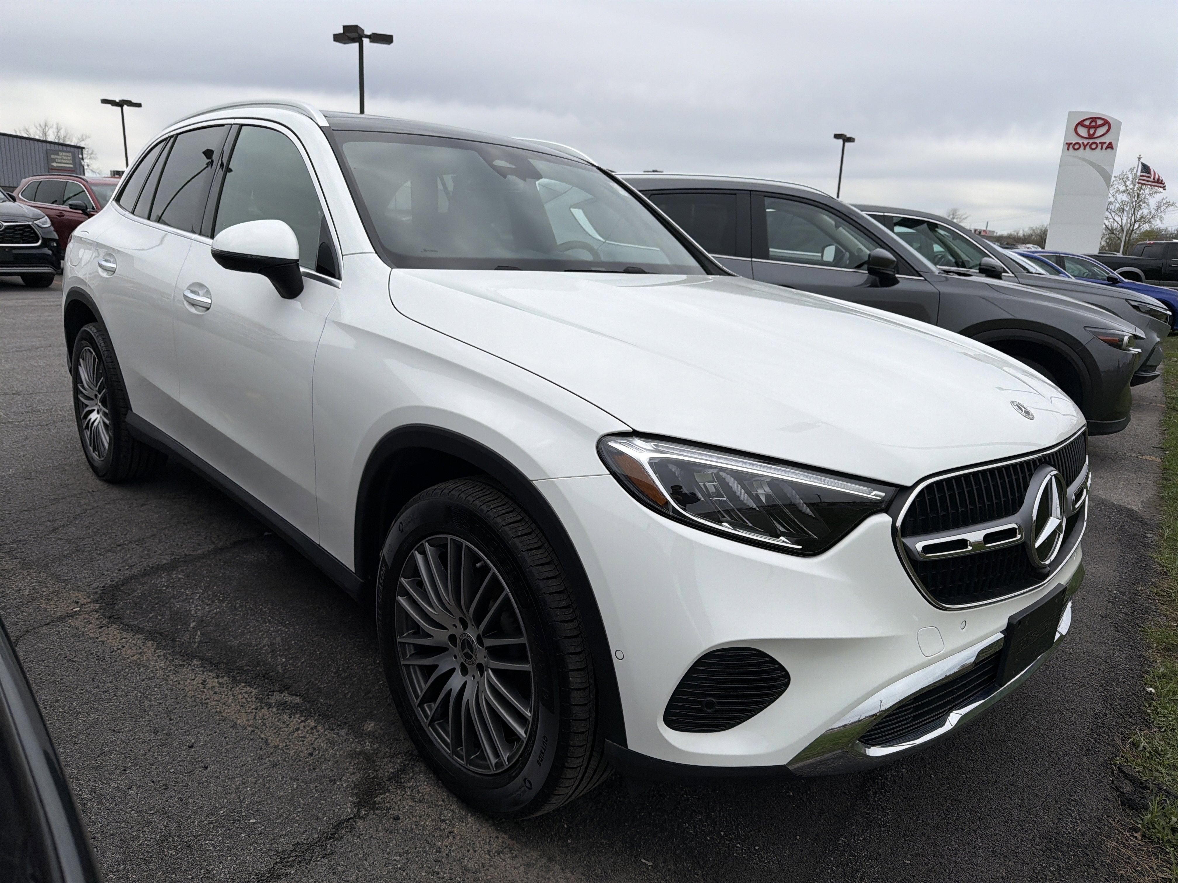 2025 Mercedes-Benz GLC GLC 300