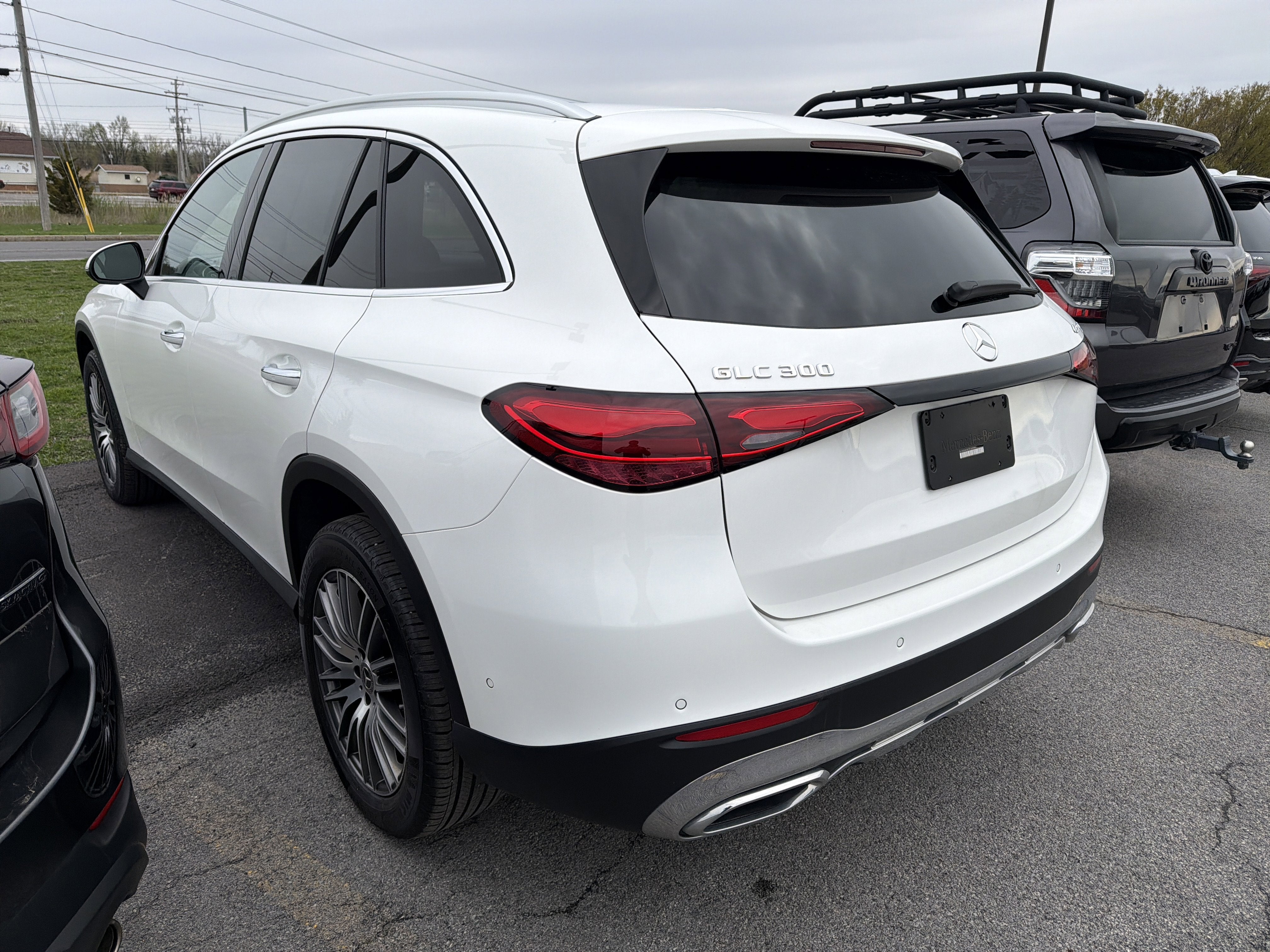 2025 Mercedes-Benz GLC GLC 300