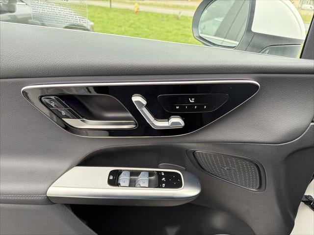 2025 Mercedes-Benz GLC GLC 300