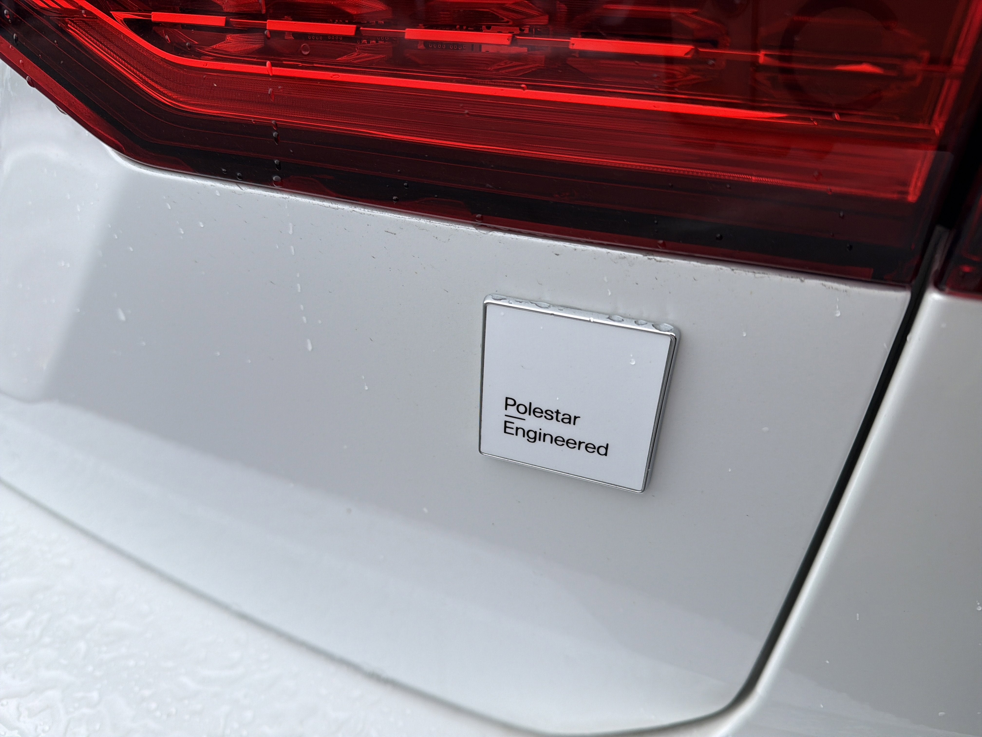 2024 Volvo V60 Recharge Plug-In Hybrid Polestar Engineered