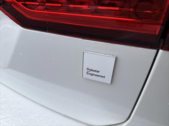 2024 Volvo V60 Recharge Plug-In Hybrid Polestar Engineered