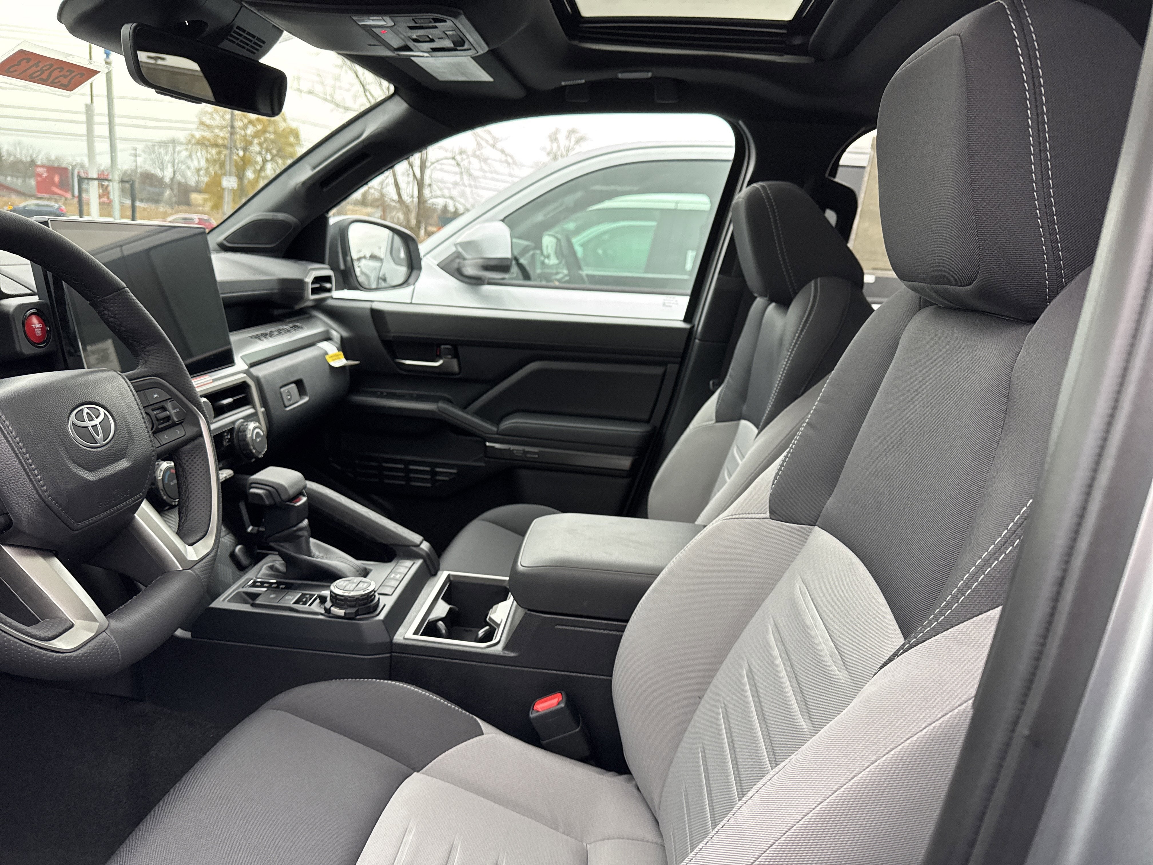 2025 Toyota Tacoma TRD Off-Road