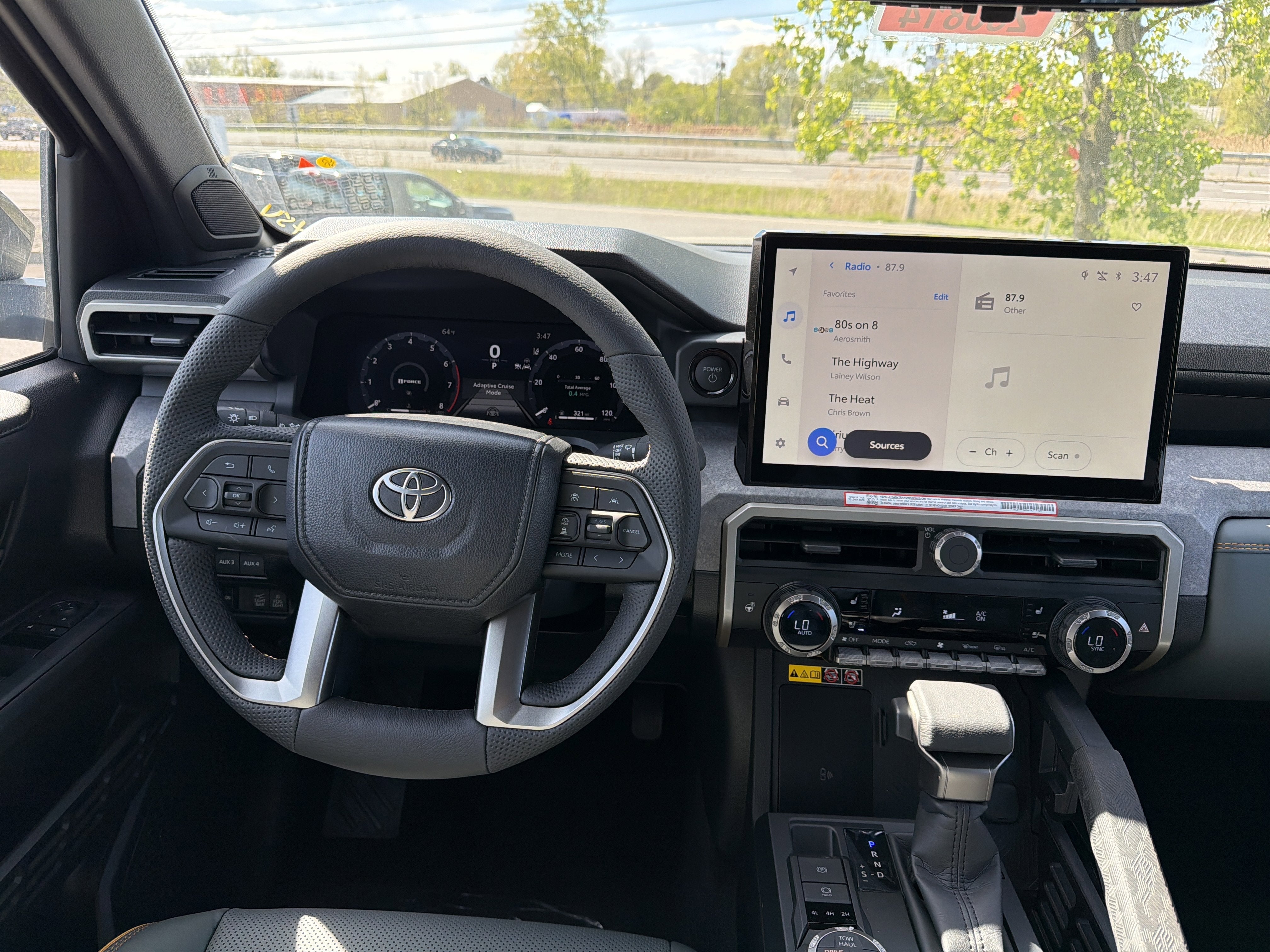 2026 Toyota Tacoma i-FORCE MAX Tacoma Trailhunter