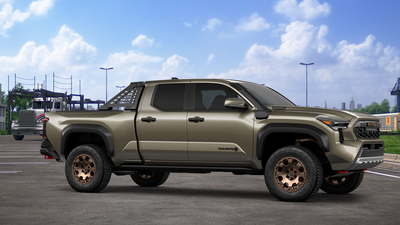 2026 Toyota Tacoma i-FORCE MAX Tacoma Trailhunter