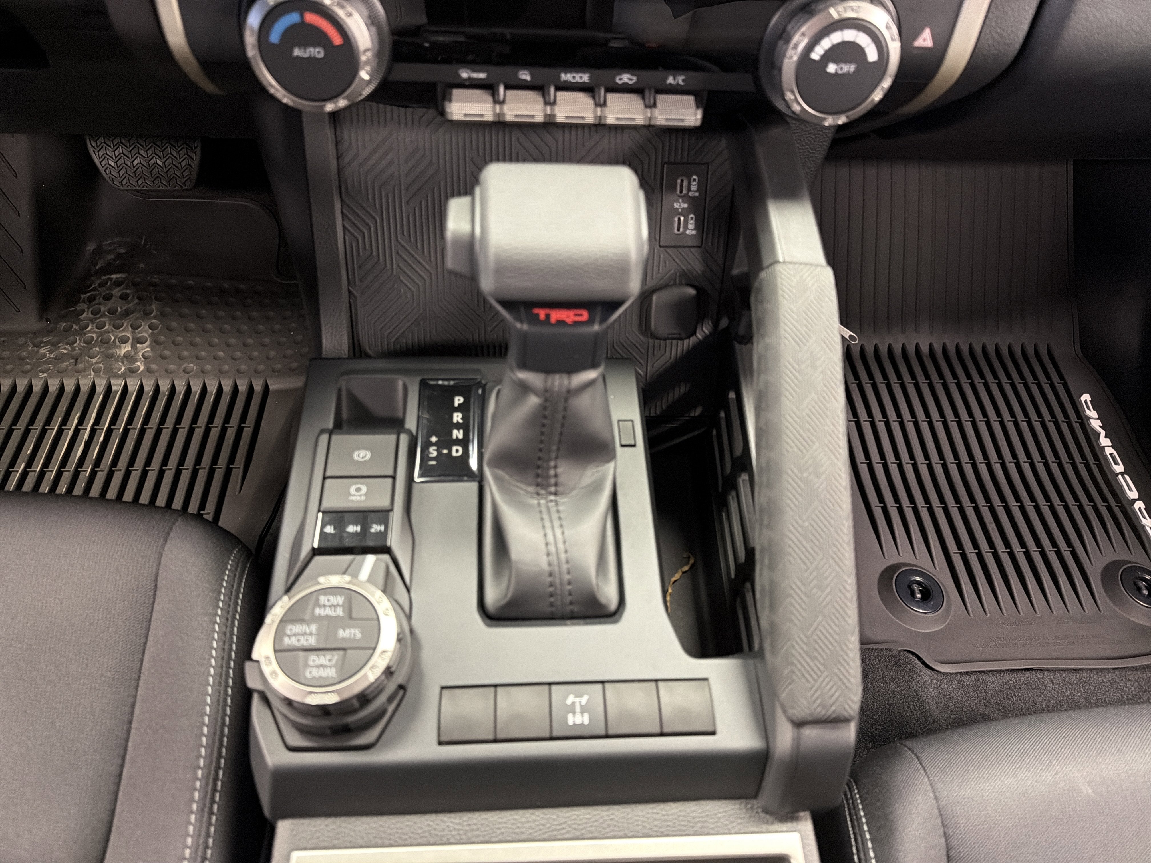 2025 Toyota Tacoma i-FORCE MAX Tacoma TRD Off-Road