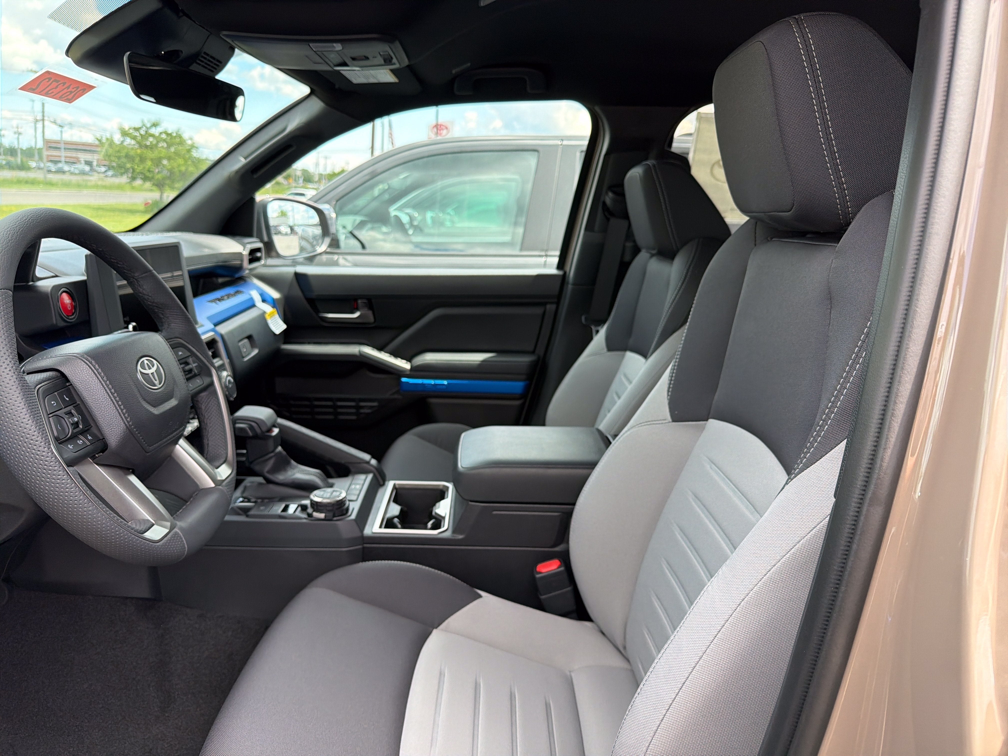 2026 Toyota Tacoma i-FORCE MAX Tacoma TRD Off-Road