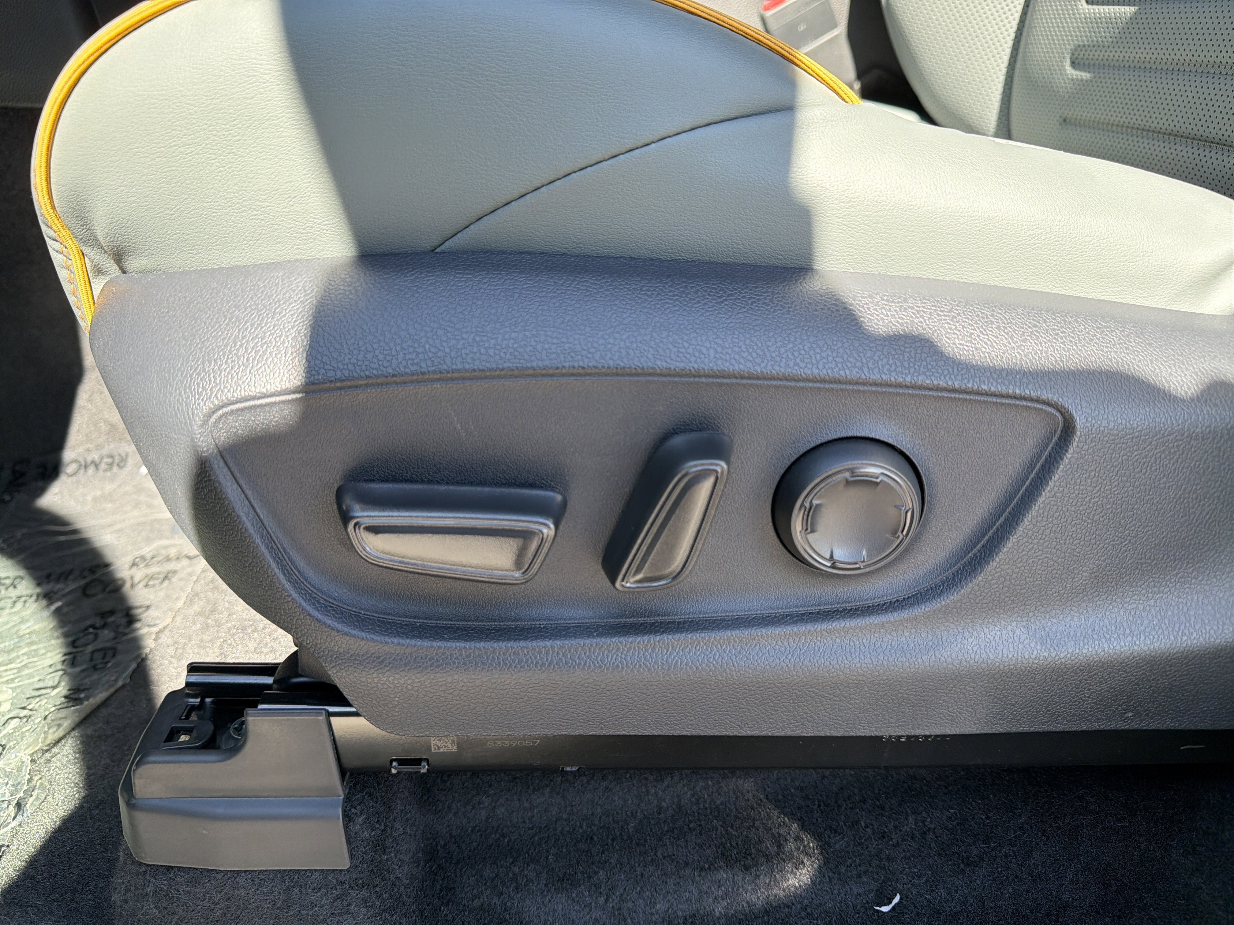 2026 Toyota Tacoma i-FORCE MAX Tacoma Trailhunter