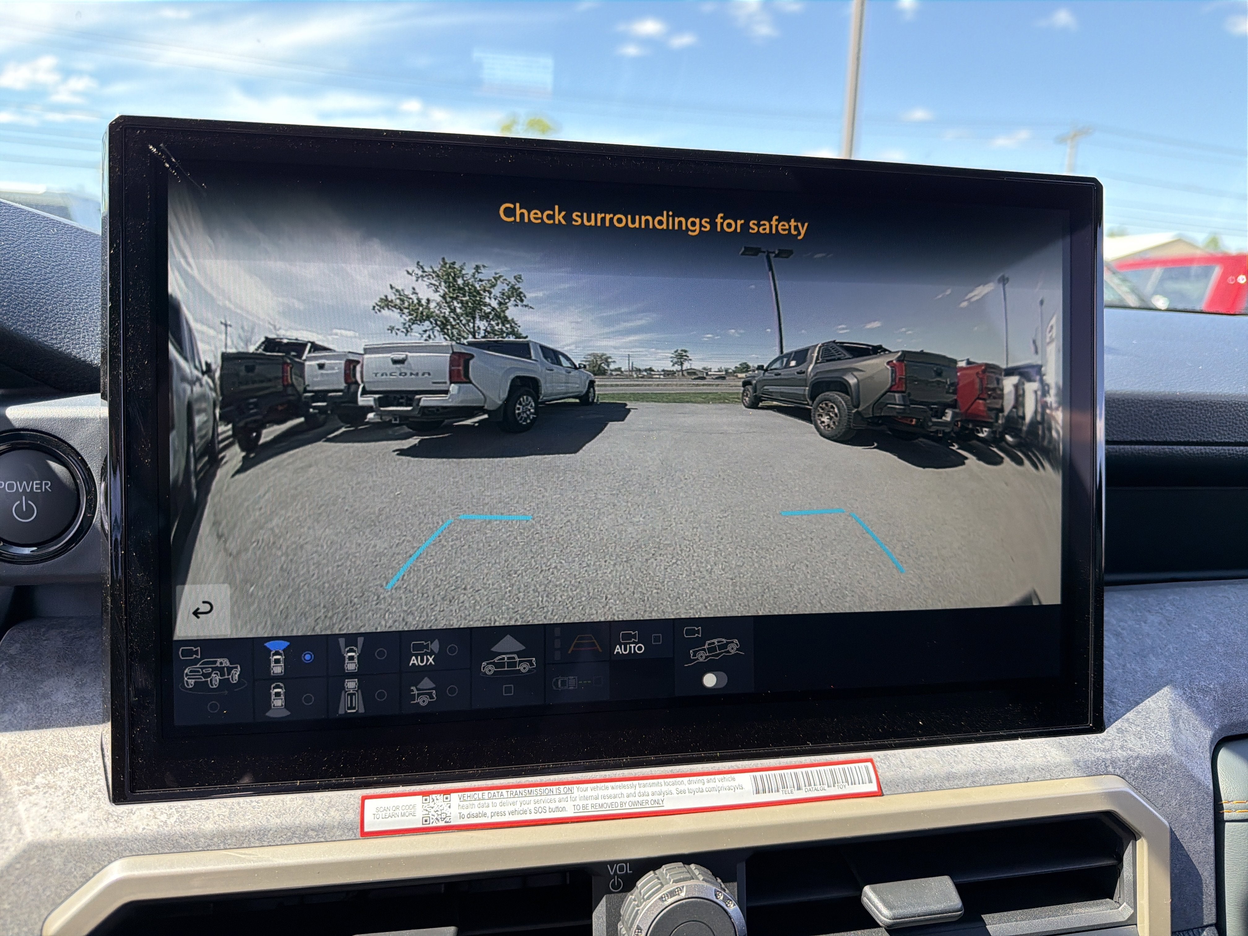 2026 Toyota Tacoma i-FORCE MAX Tacoma Trailhunter