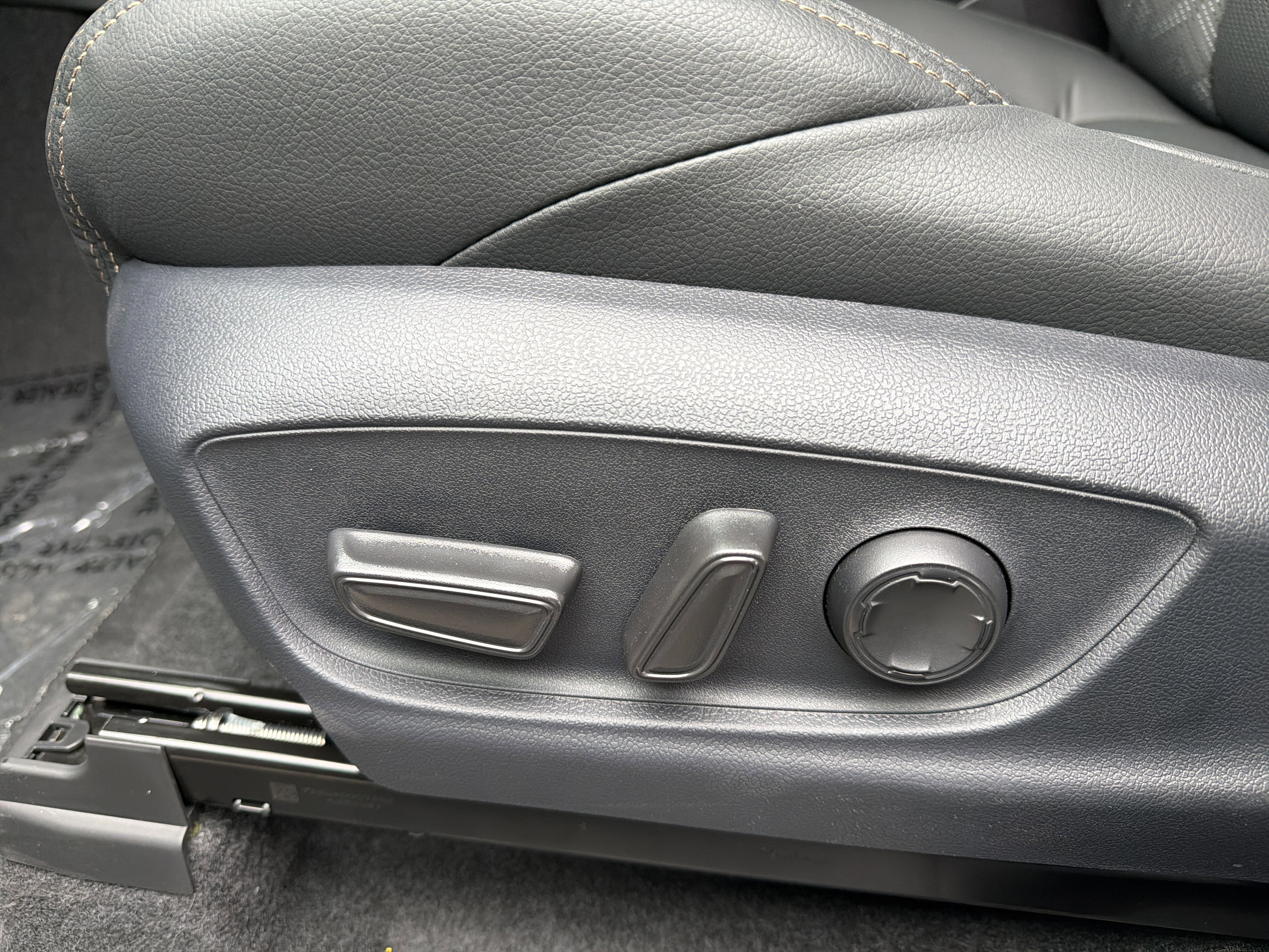 2026 Toyota Tacoma i-FORCE MAX Tacoma Limited