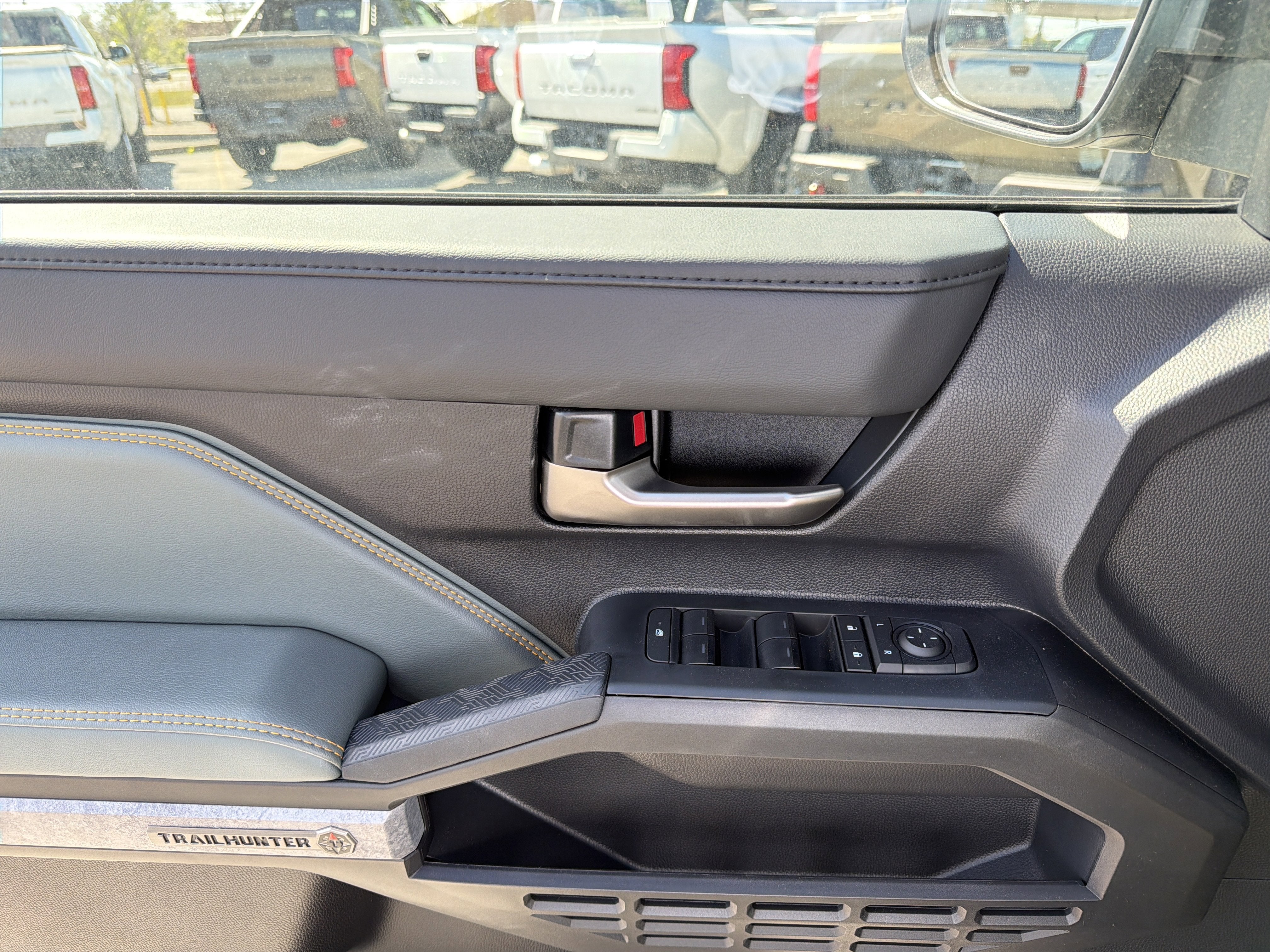 2026 Toyota Tacoma i-FORCE MAX Tacoma Trailhunter