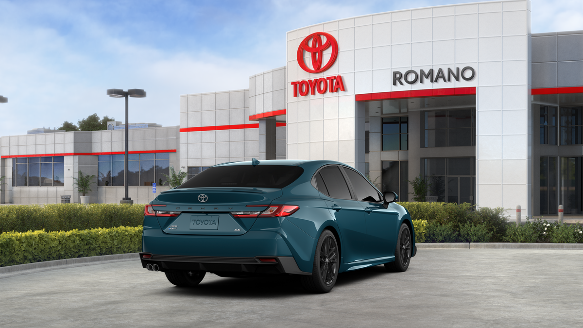 2026 Toyota Camry SE AWD