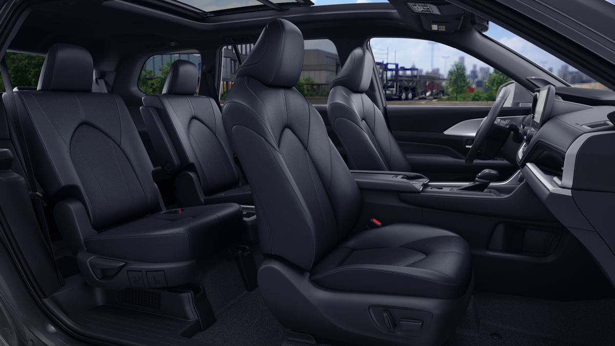 2026 Toyota Grand Highlander Hybrid Nightshade