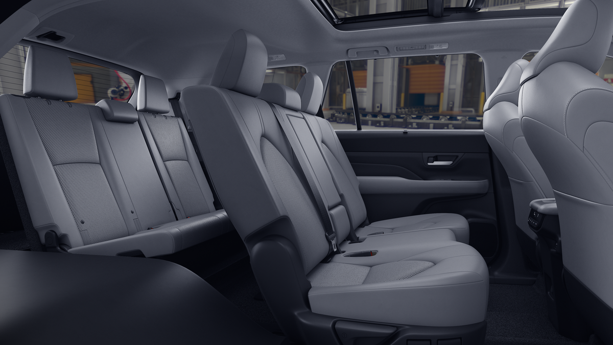 2026 Toyota Grand Highlander Hybrid XLE