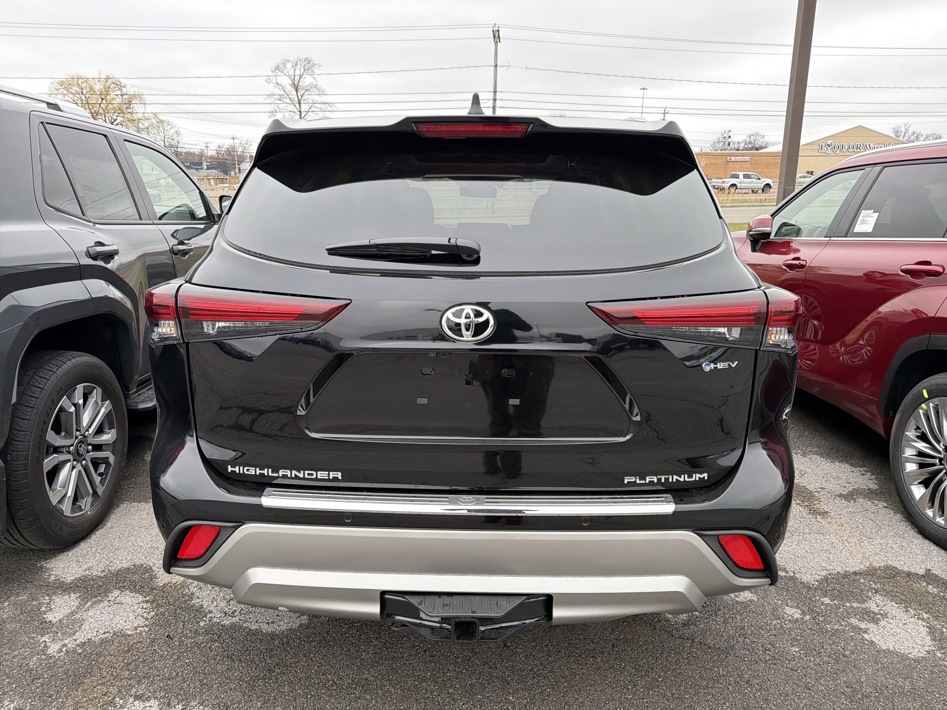 2026 Toyota Highlander Hybrid Platinum