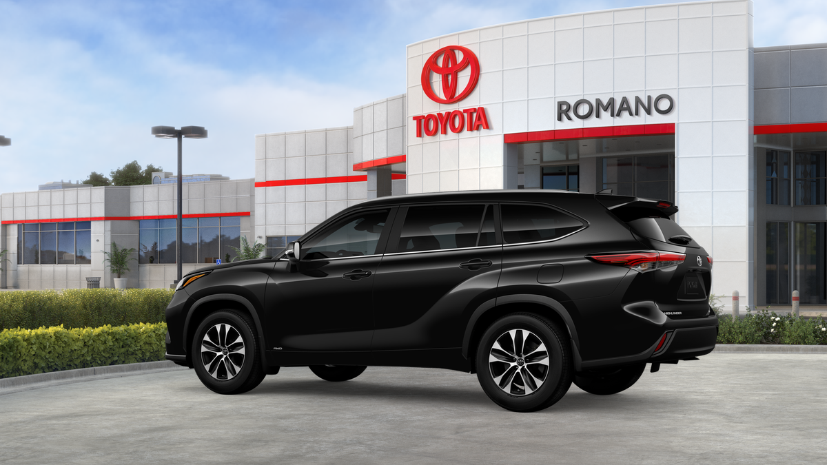 2026 Toyota Highlander Hybrid XLE
