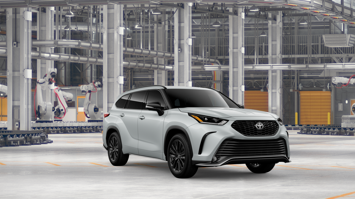 2026 Toyota Highlander XSE