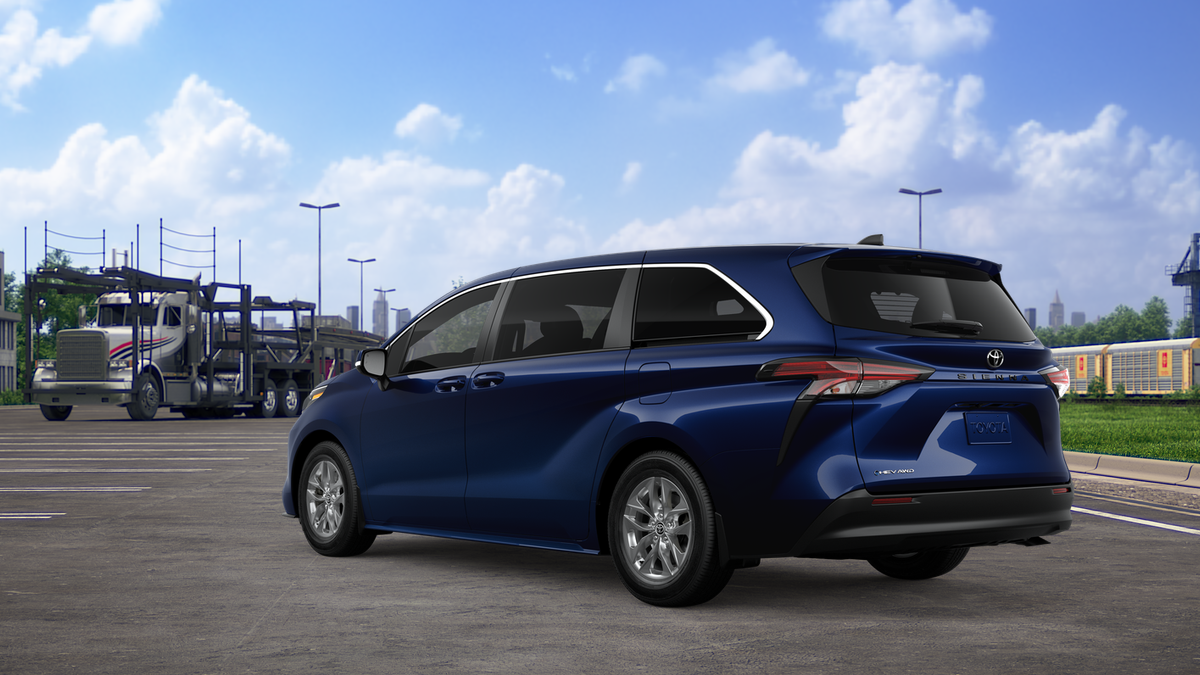 2026 Toyota Sienna LE