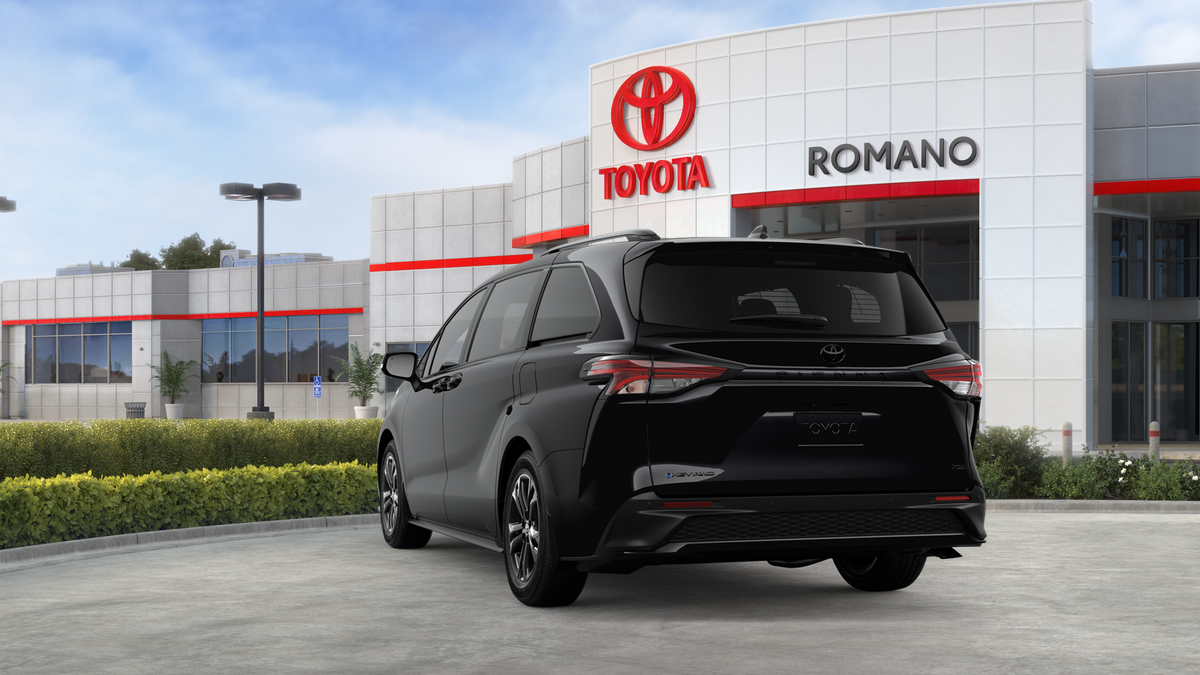 2026 Toyota Sienna XSE