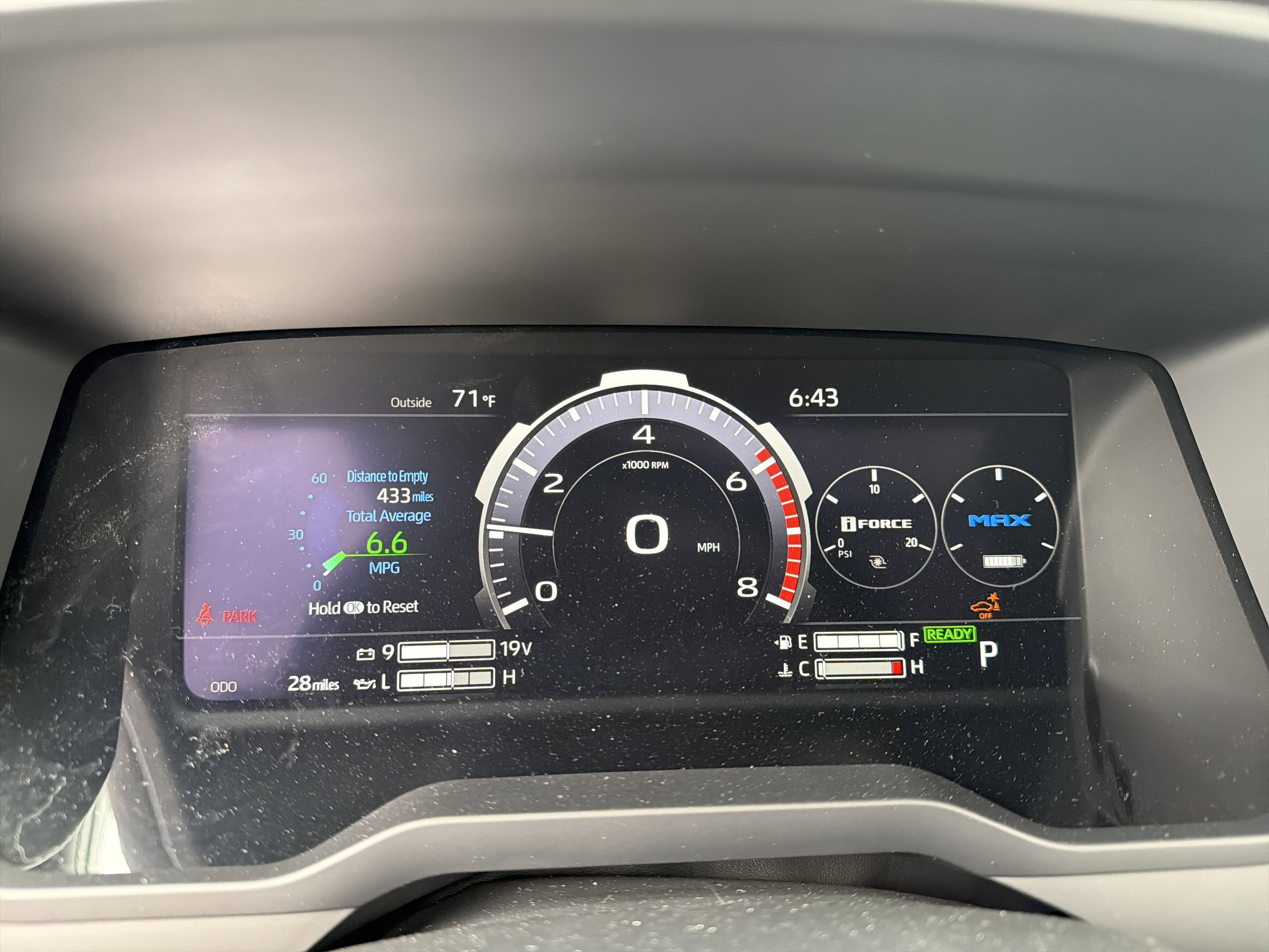 2026 Toyota Tundra i-FORCE MAX Tundra Platinum