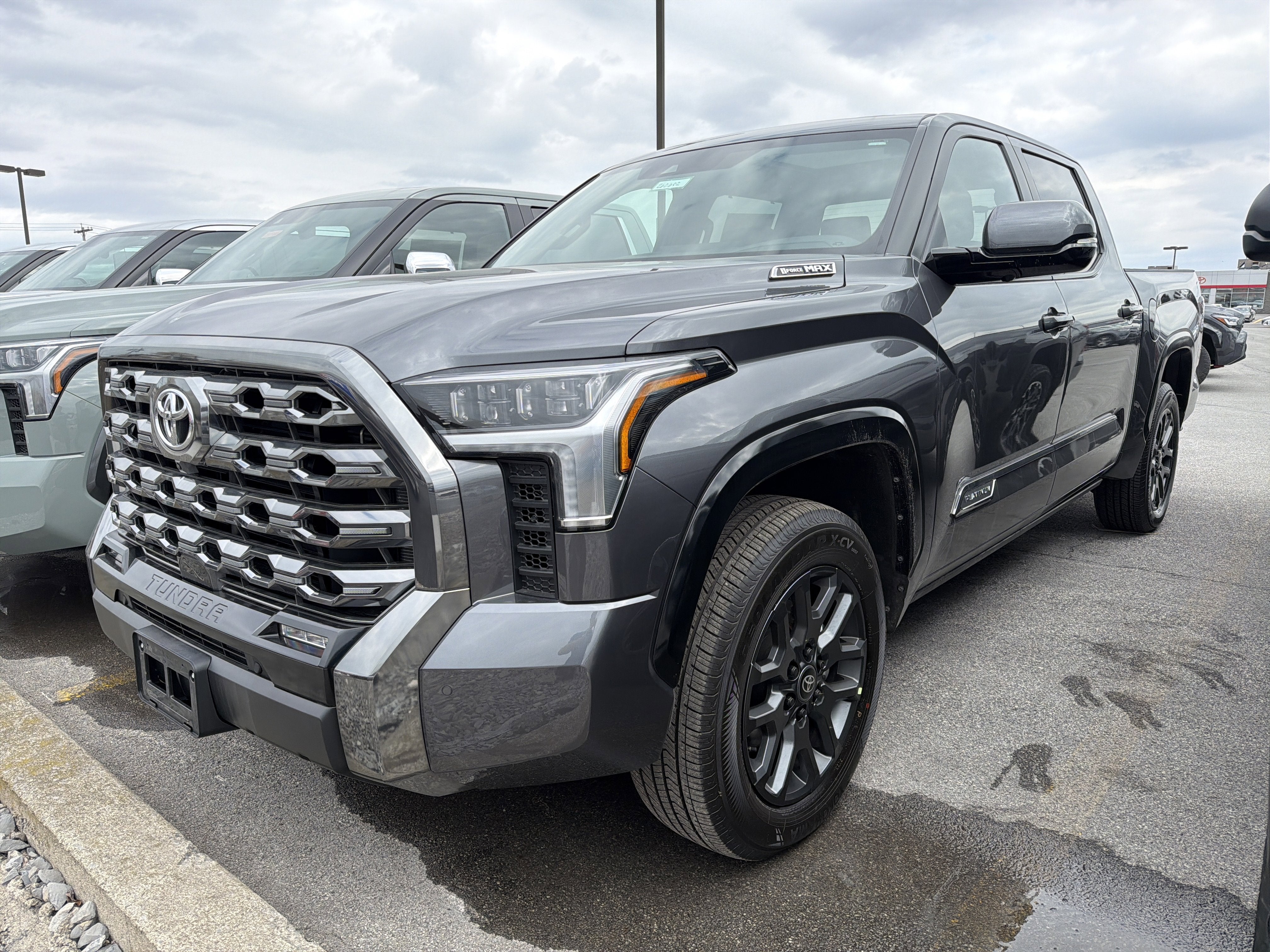 2026 Toyota Tundra i-FORCE MAX Tundra Platinum