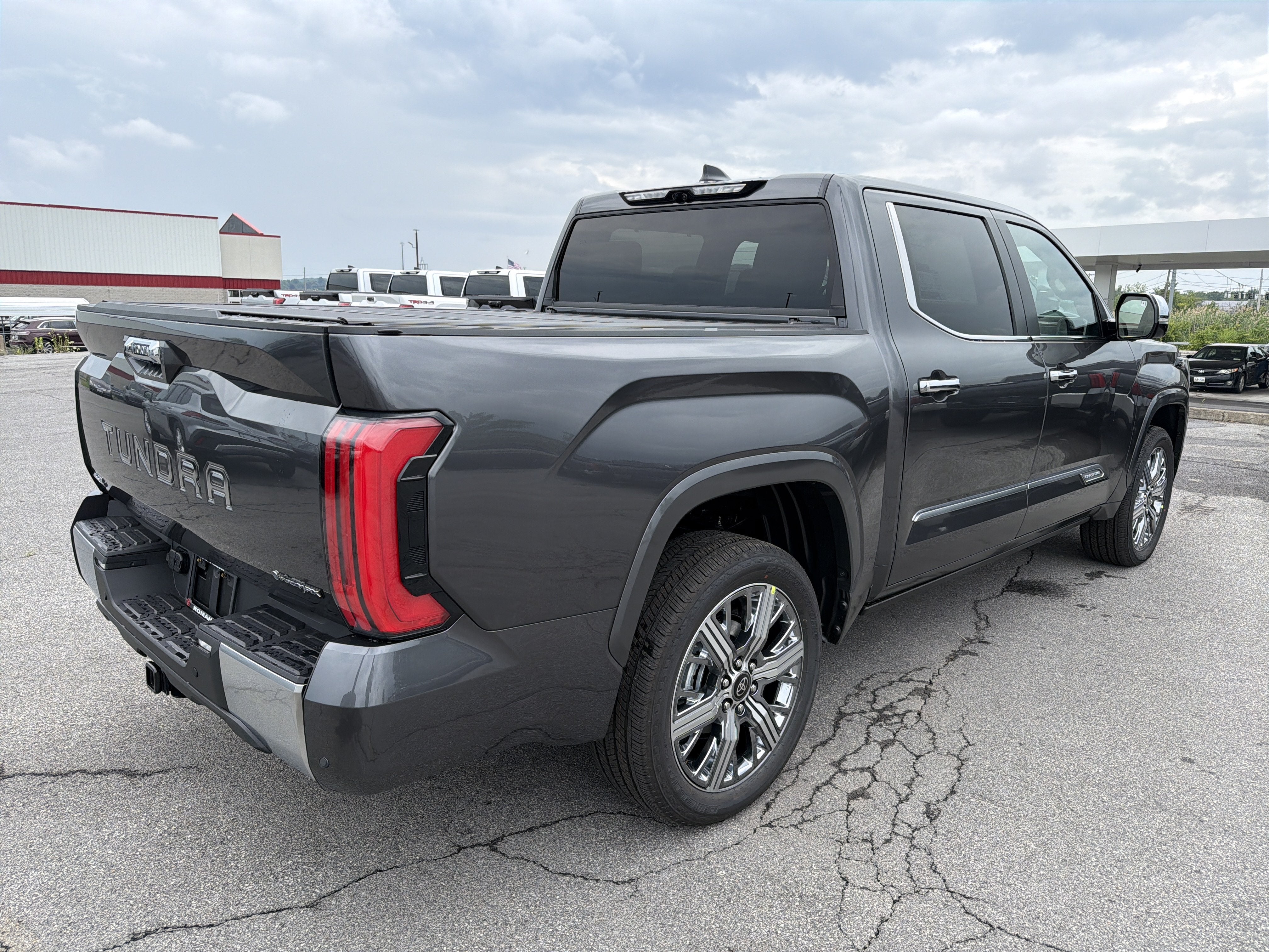 2026 Toyota Tundra i-FORCE MAX Tundra Capstone