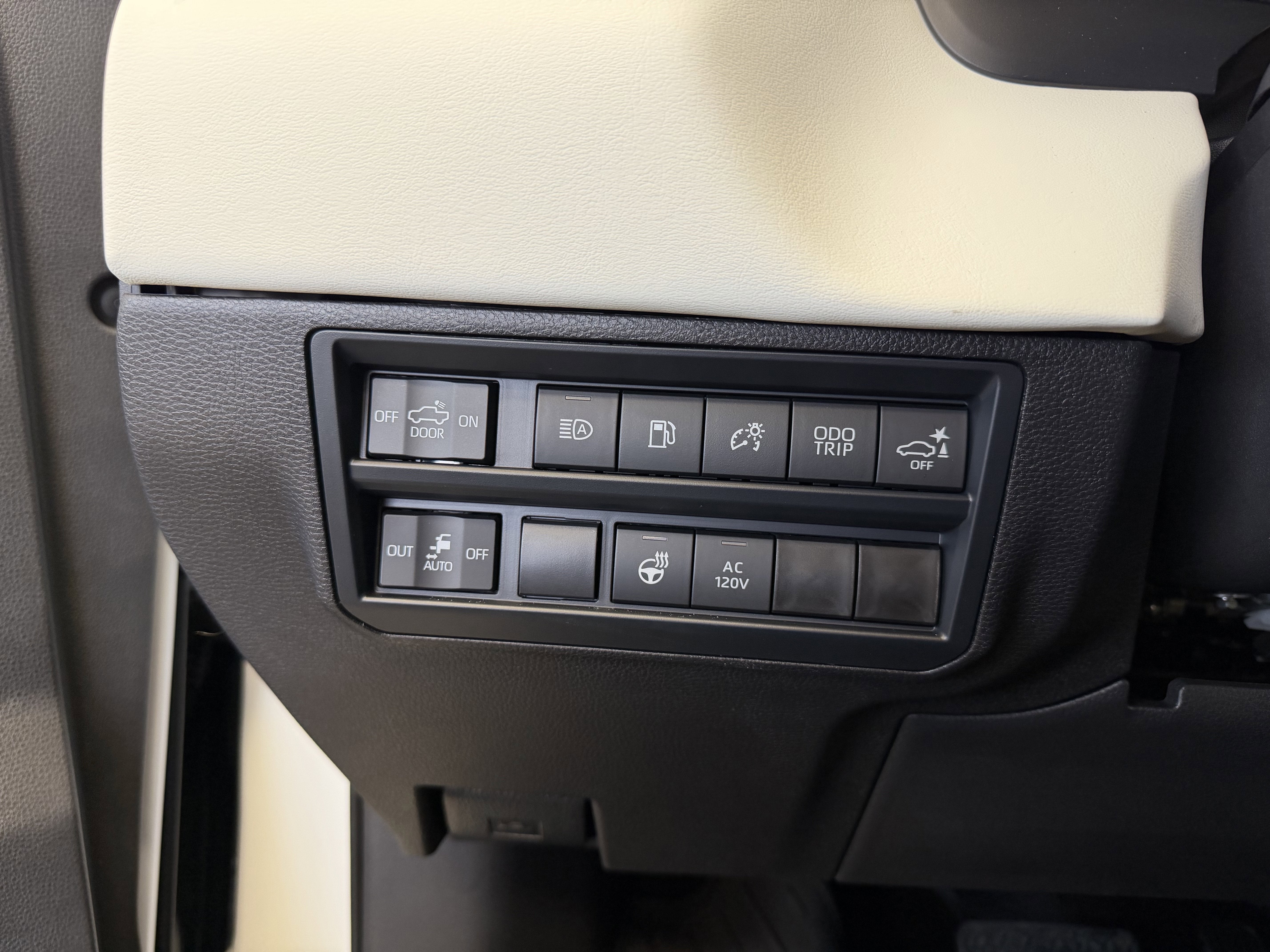 2025 Toyota Tundra i-FORCE MAX Tundra Capstone