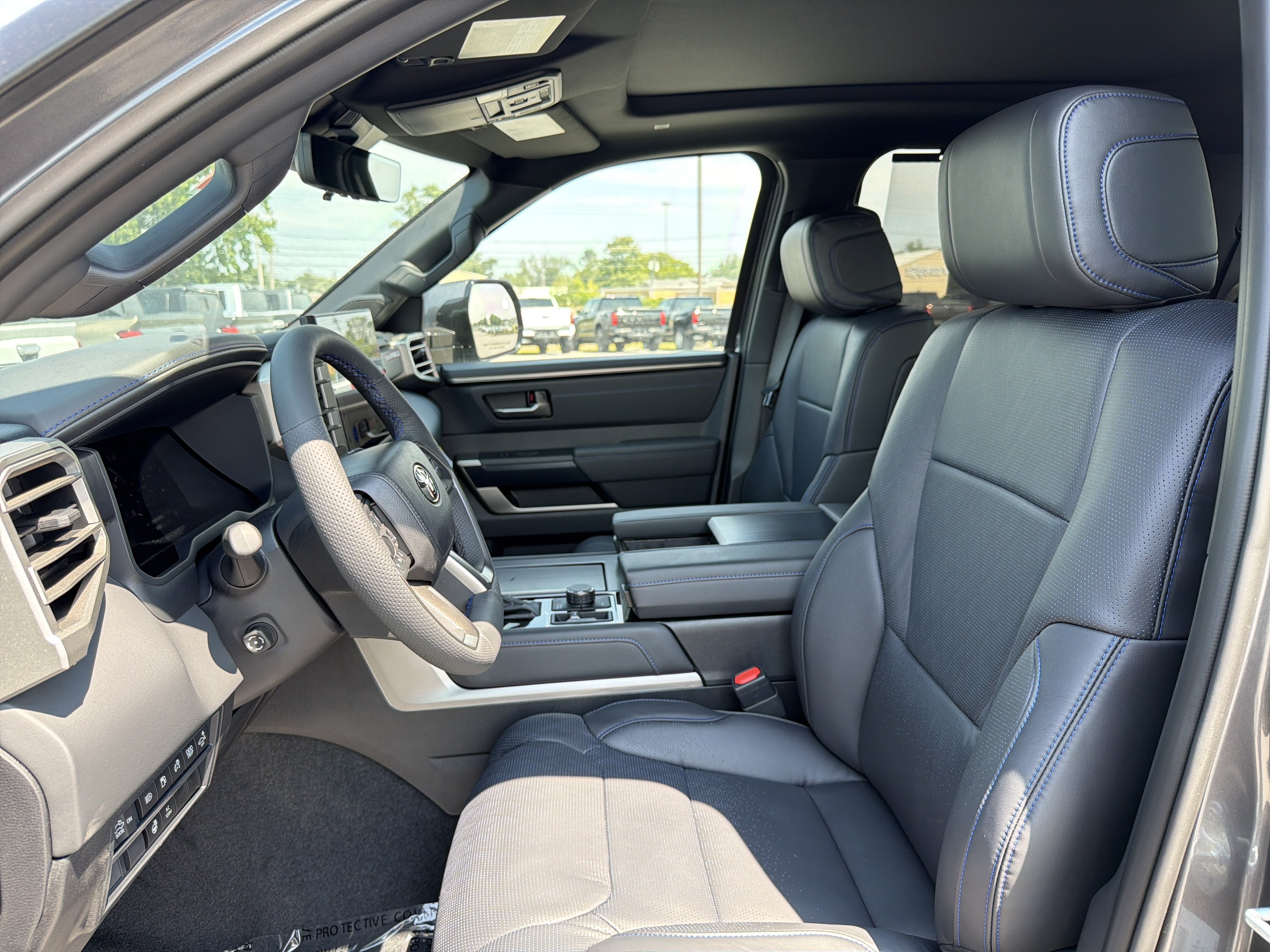 2026 Toyota Tundra i-FORCE MAX Tundra Platinum