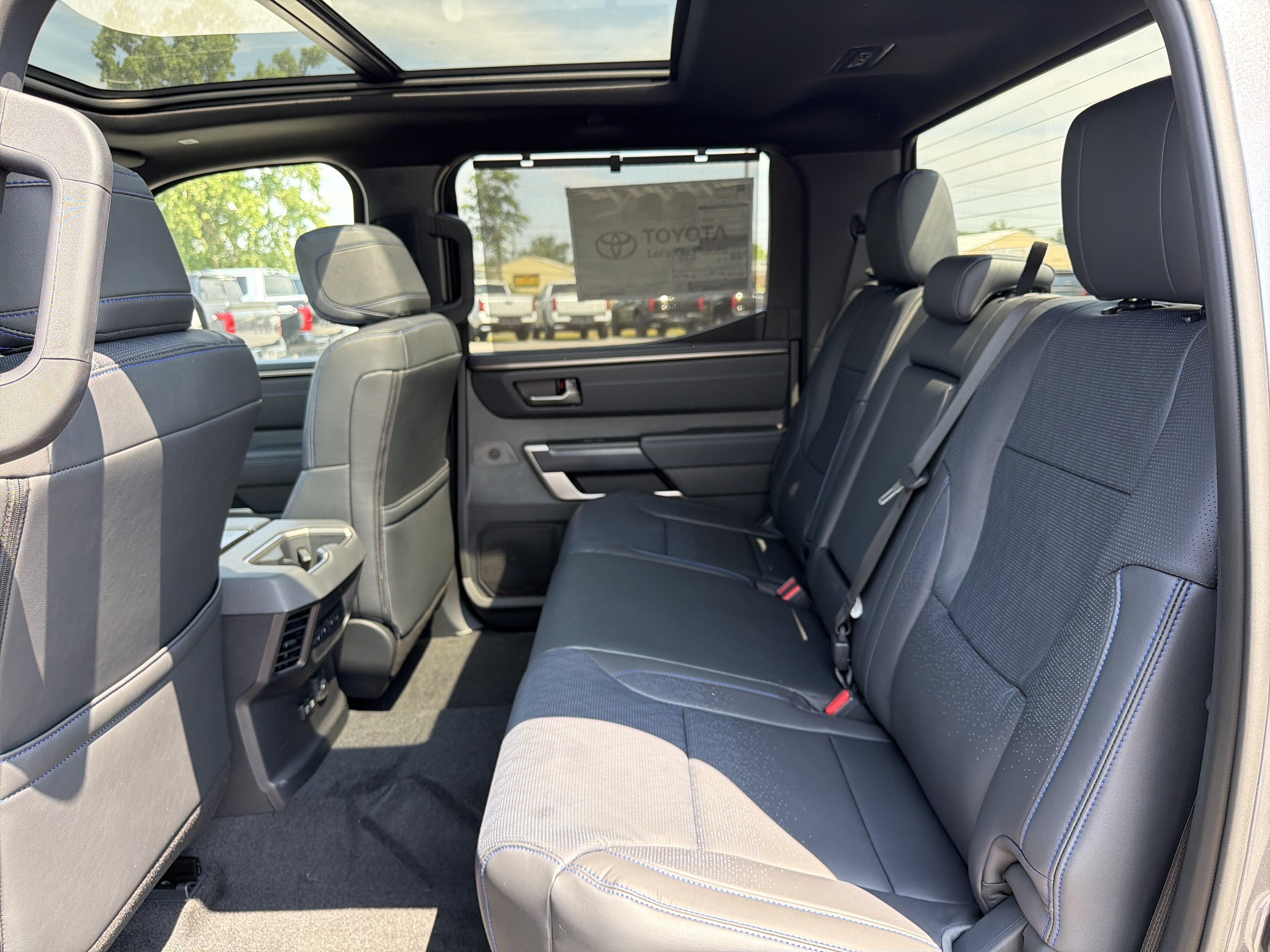 2026 Toyota Tundra i-FORCE MAX Tundra Platinum