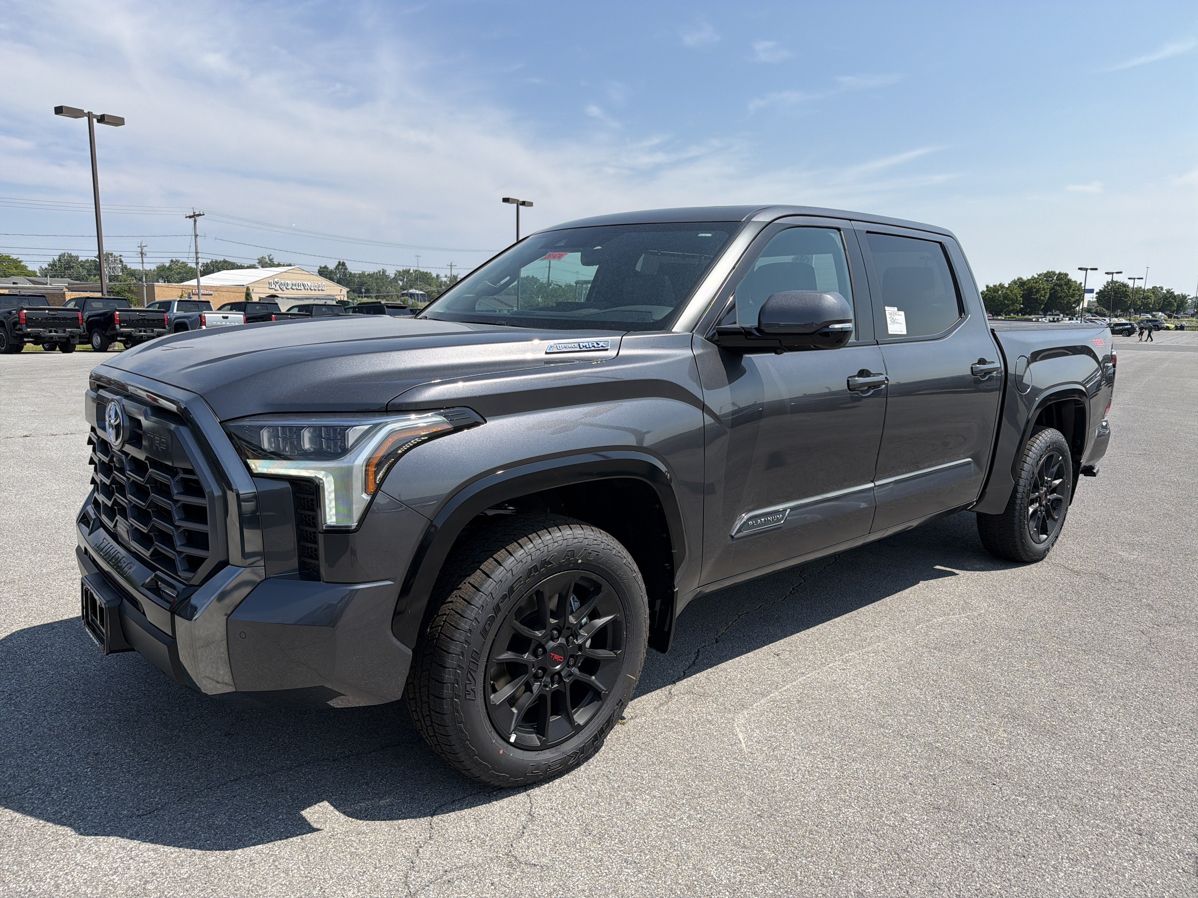 2026 Toyota Tundra i-FORCE MAX Tundra Platinum