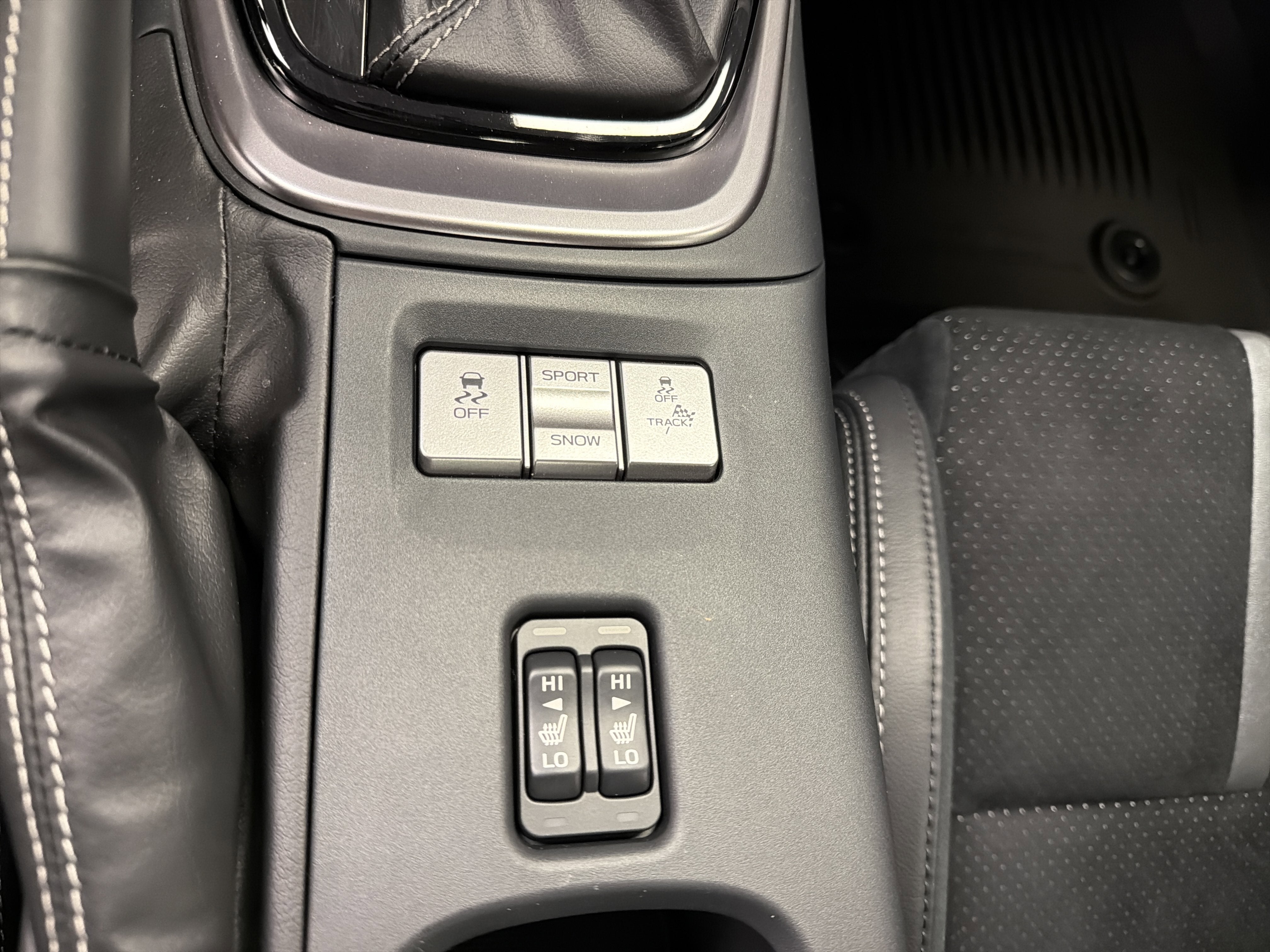 2025 Toyota GR86 Premium AT