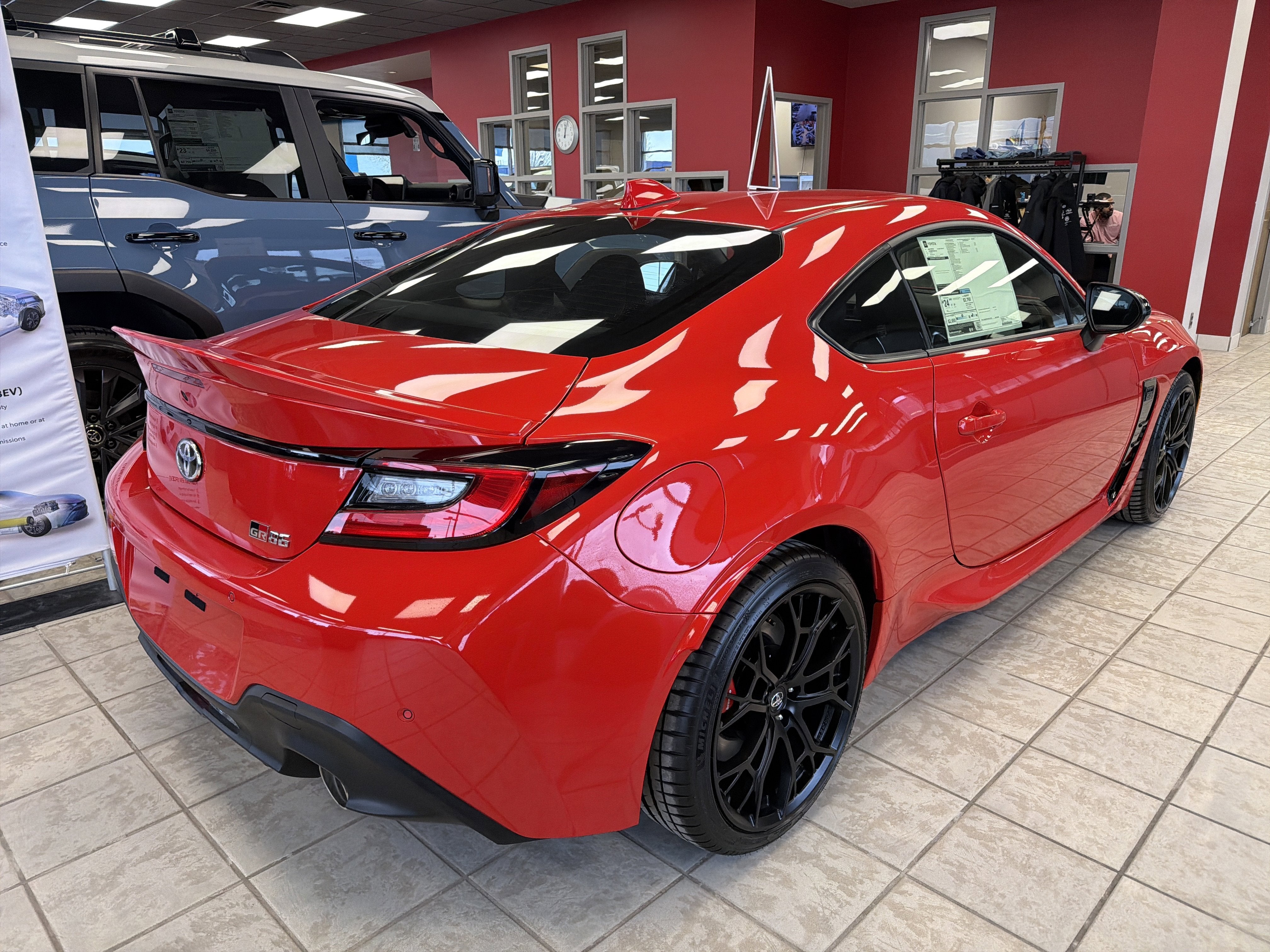 2025 Toyota GR86 Premium AT