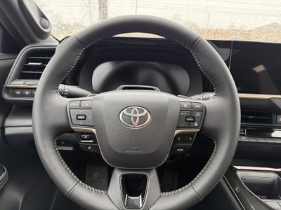 2025 Toyota Toyota Crown Signia Limited