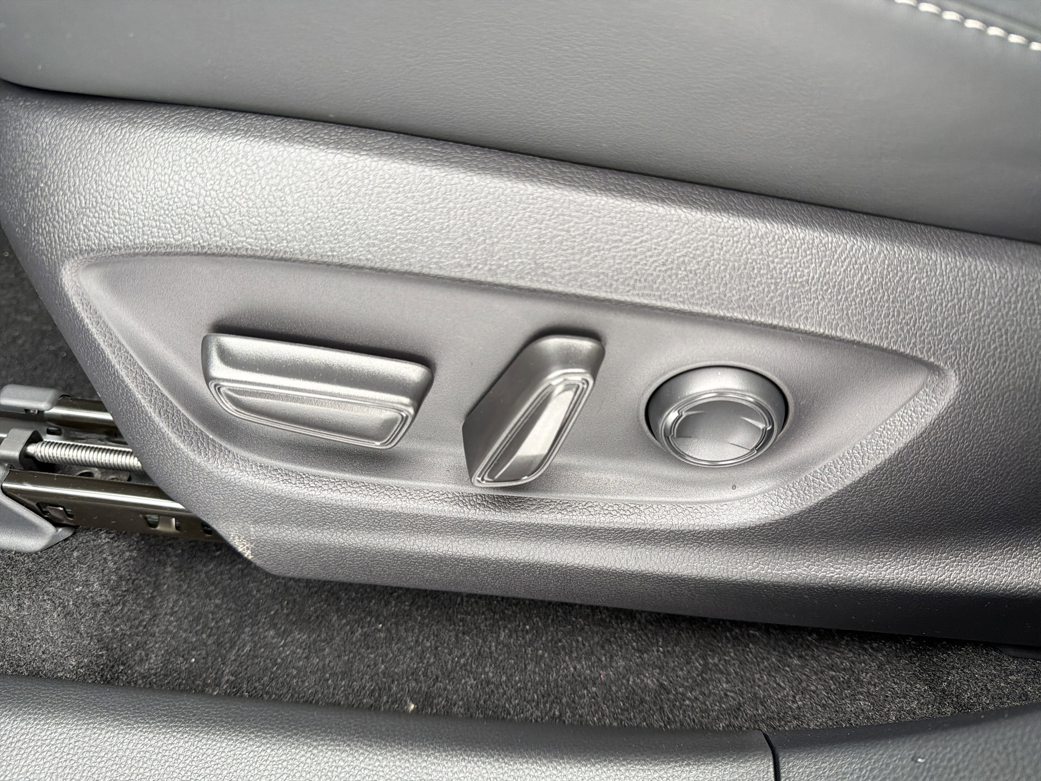 2025 Toyota Toyota Crown Signia XLE