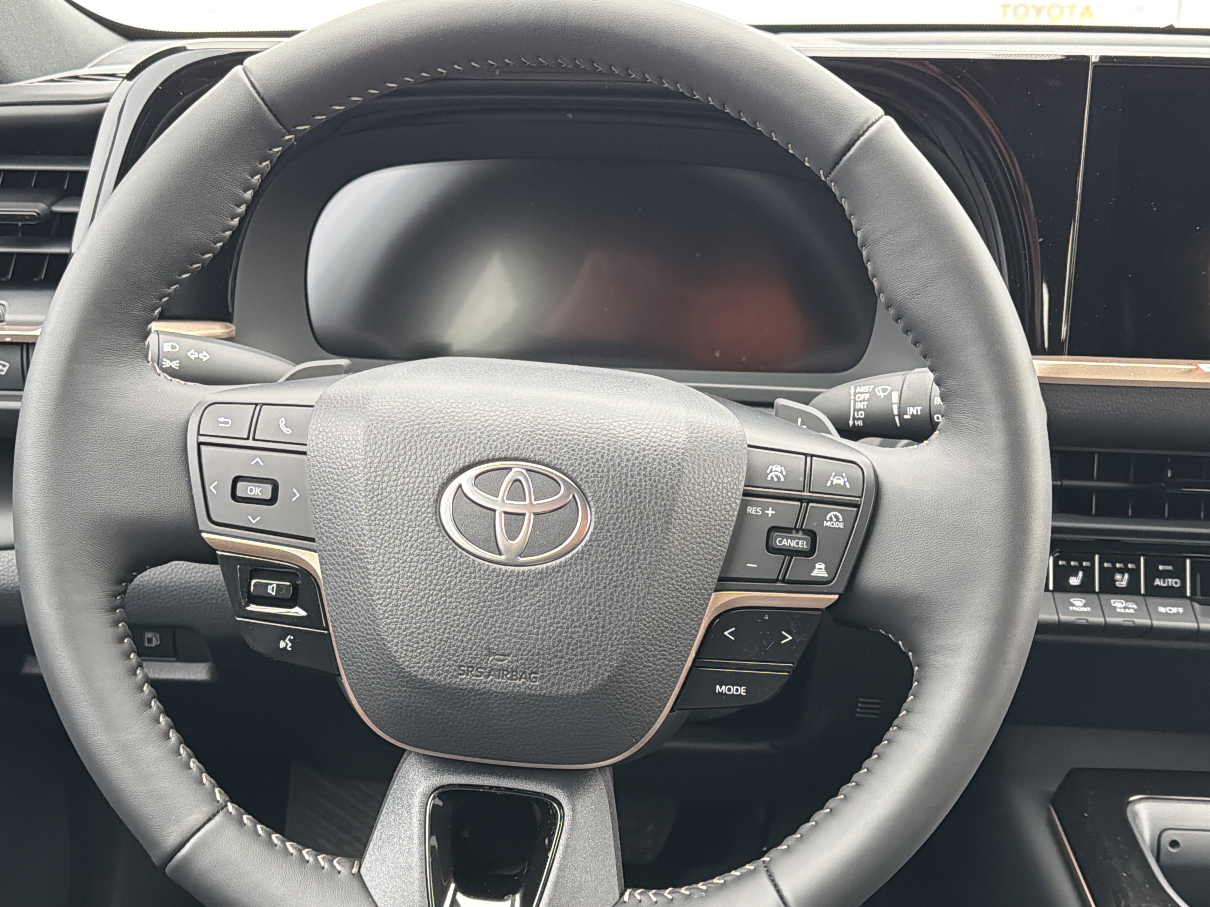 2025 Toyota Toyota Crown Signia XLE